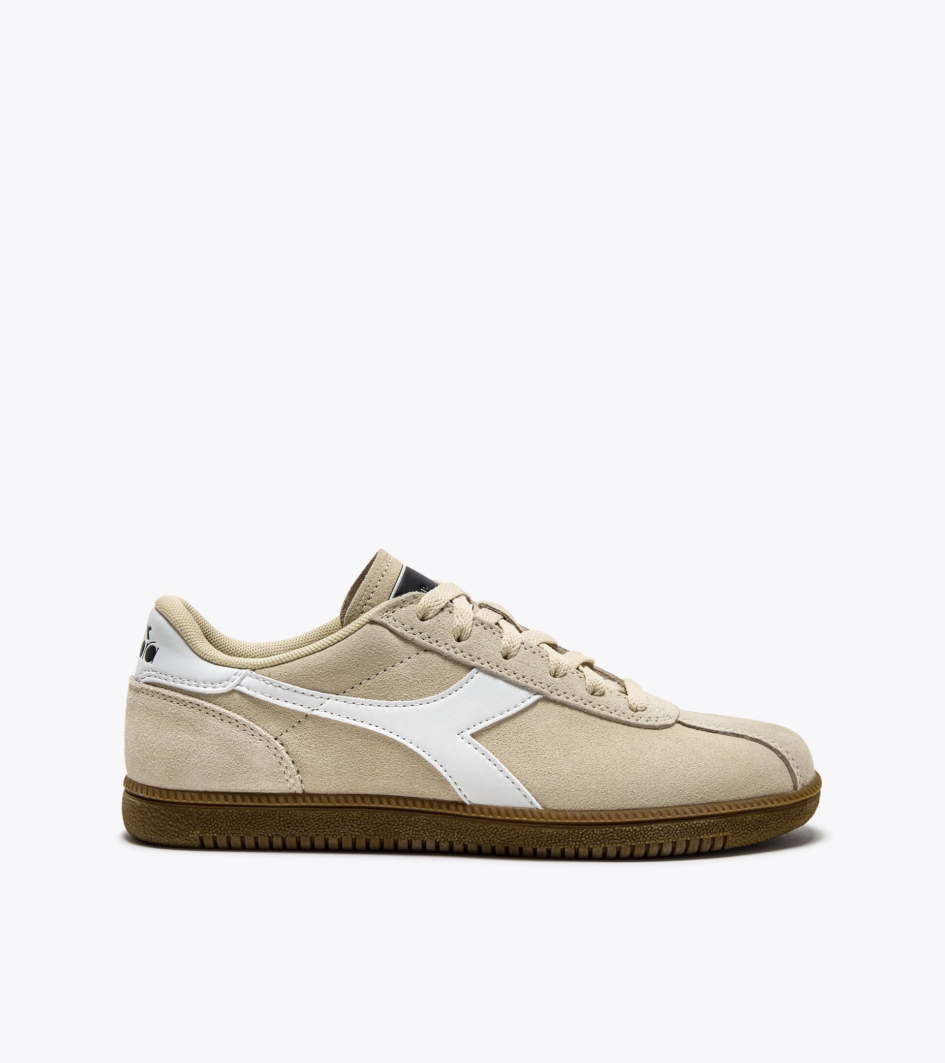 Sneakers en cuir - Genre neutre
 TOKYO PARCHEMIN - Diadora