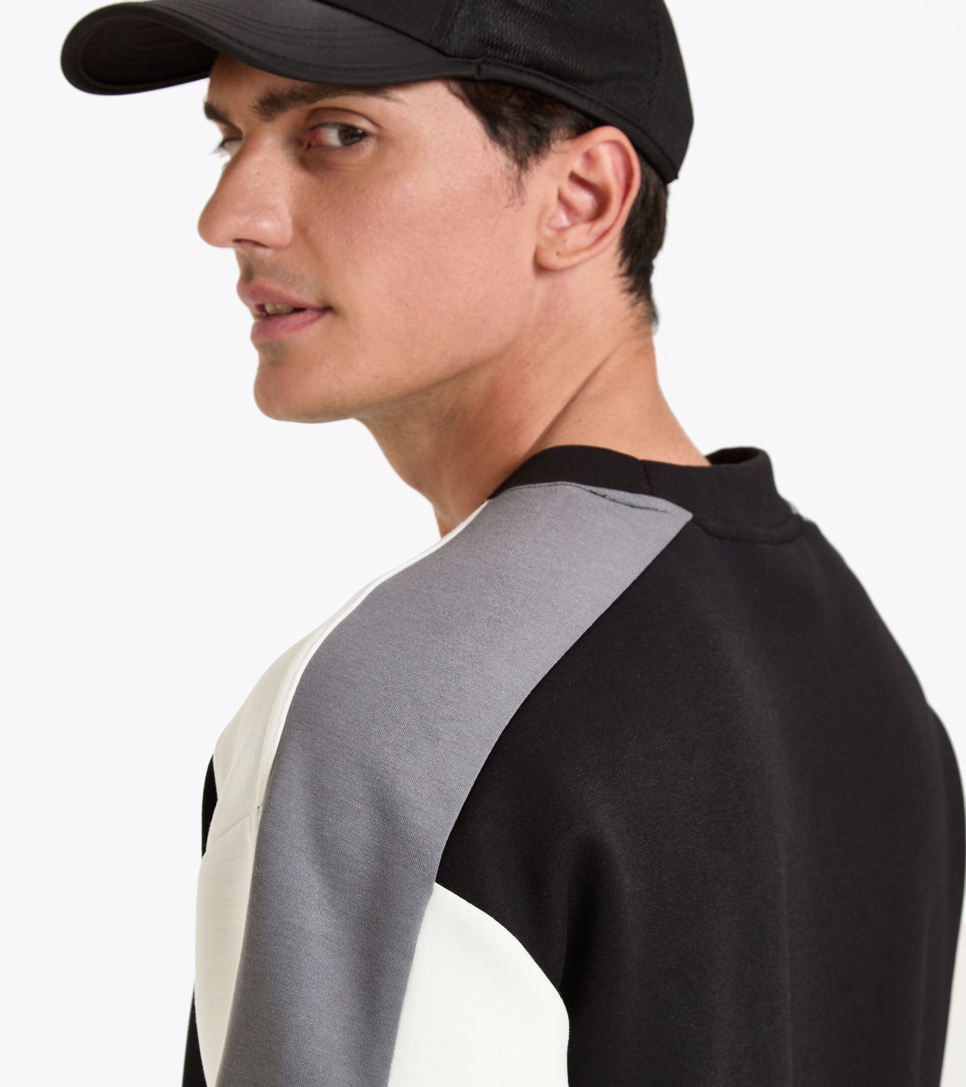 Sweat-shirt ras-du-cou - Homme SWEATSHIRT CREW BUDDYFIT NOIR - Diadora