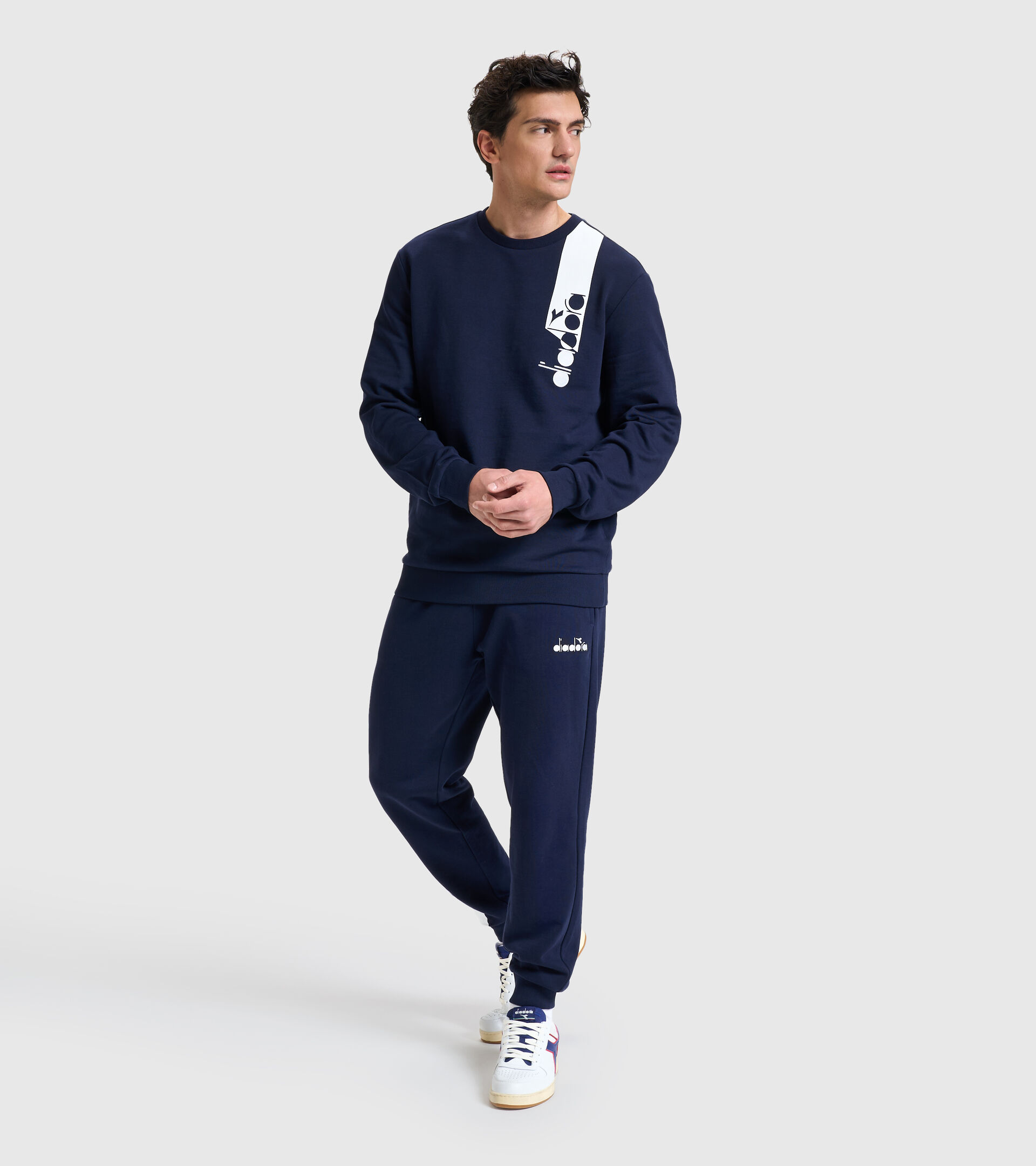 Crew-neck sweatshirt - Unisex SWEATSHIRT CREW ICON CLASSIC NAVY - Diadora