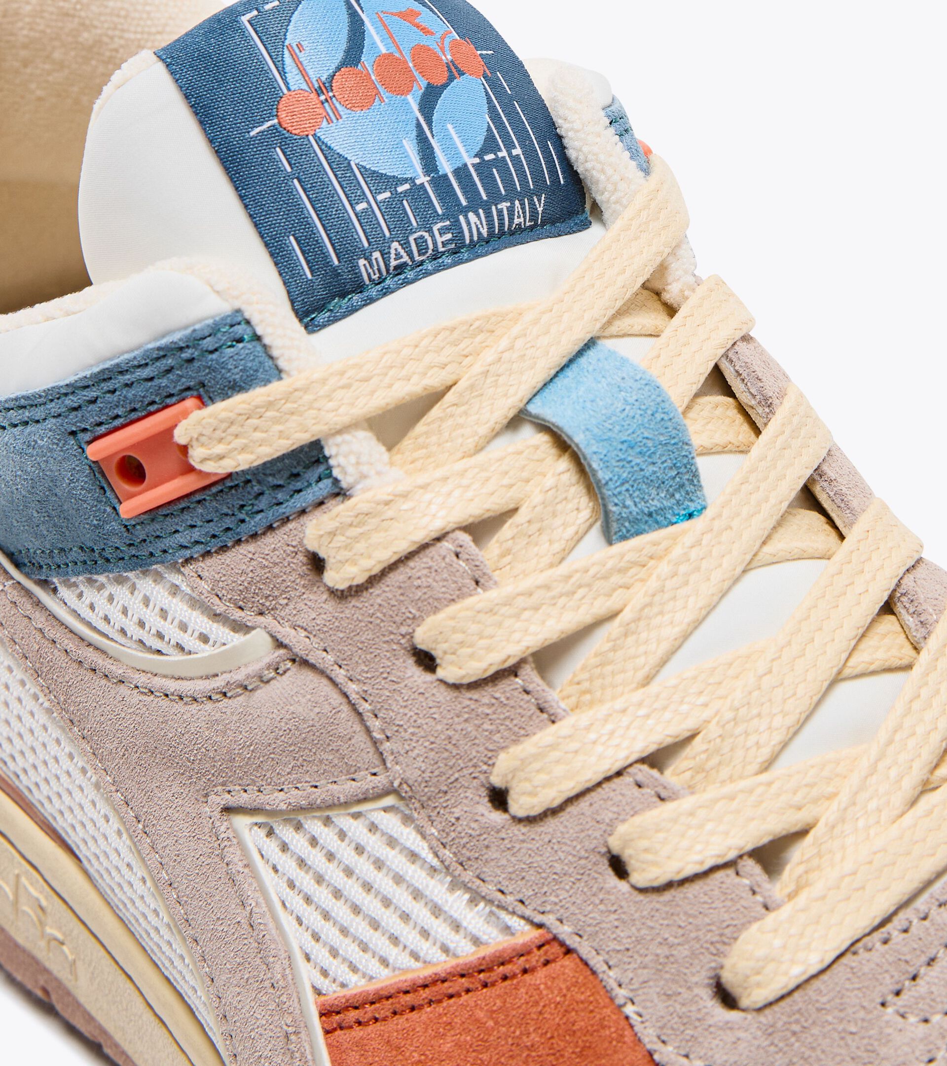 Heritage leather sneaker - Made In Italy - All-Gender
B.560 TOURNEY ITALIA BLUE - Diadora