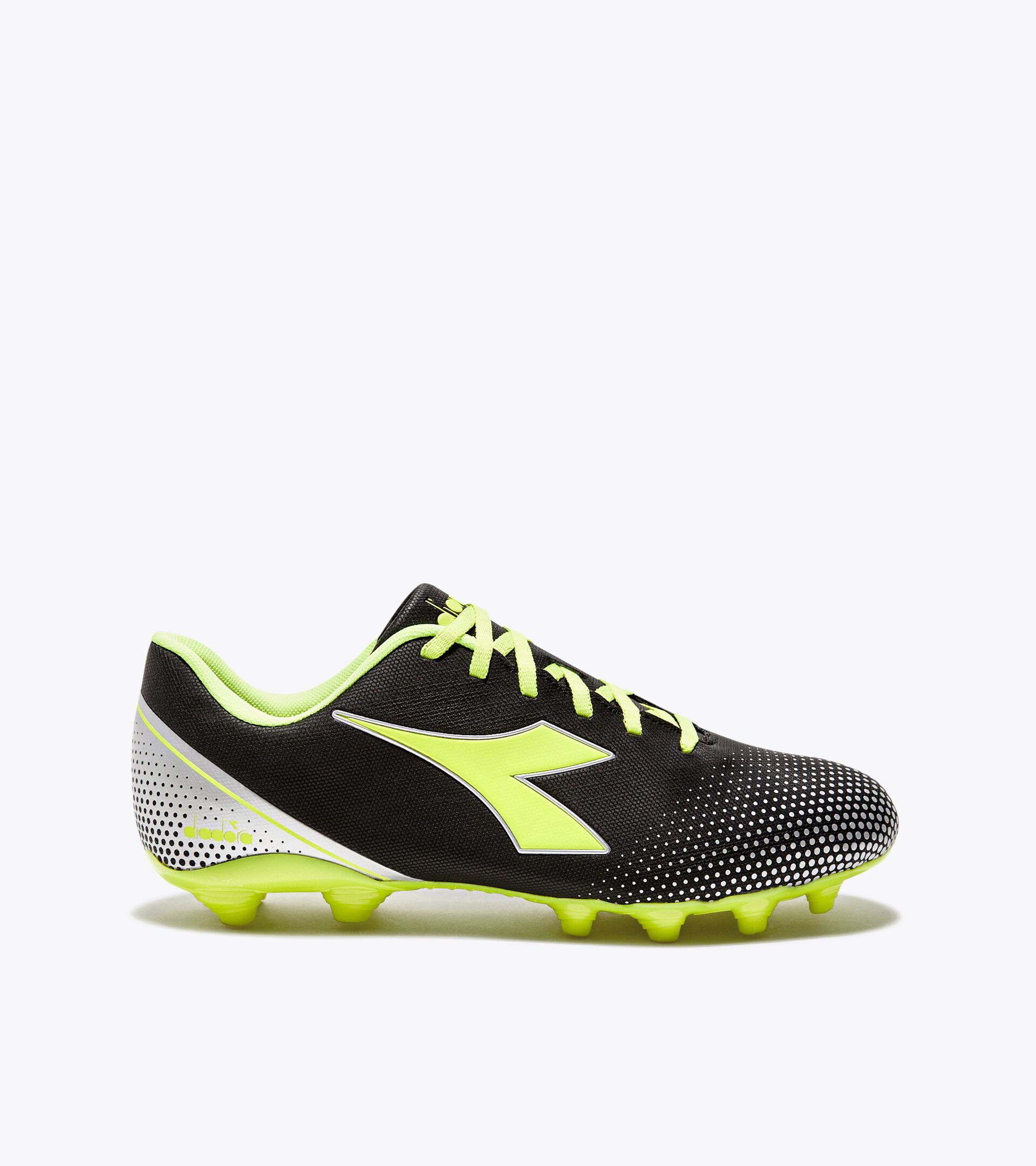 Chaussures Diadora Pichichi 7 TT Noir - Synthétique, Trainers Gazon Synthétique