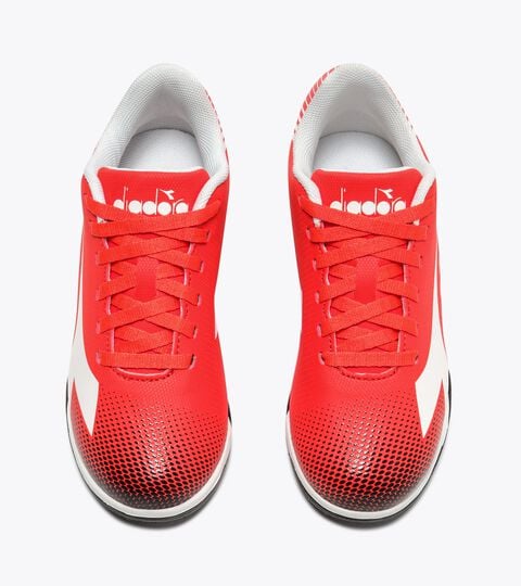 Scarpa da calcio per terreni sintetici - Junior
 PICHICHI 8 TF JR FUO RED/WHITE/BLACK - Diadora