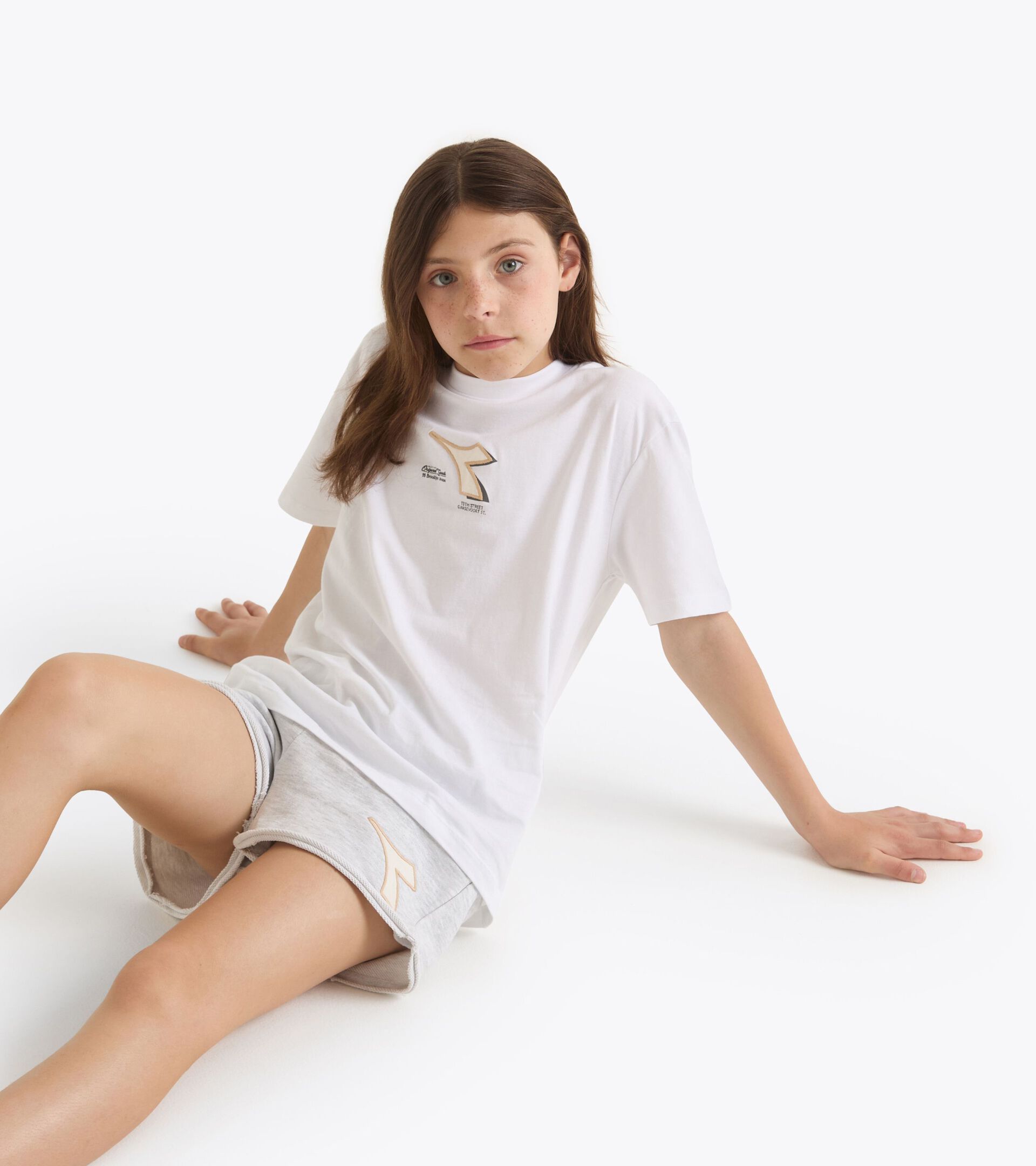 Shorts - Fit comfort - Girl JG. SHORTS  DISTRICT LICHT MITTELGRAU MELANGE - Diadora