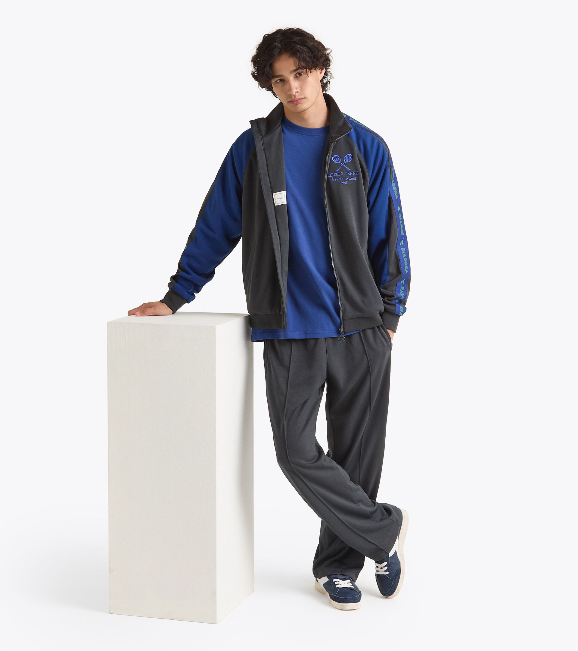 Legacy Track Pants - All-gender
 TRACK PANT LEGACY BLACK OYSTER - Diadora