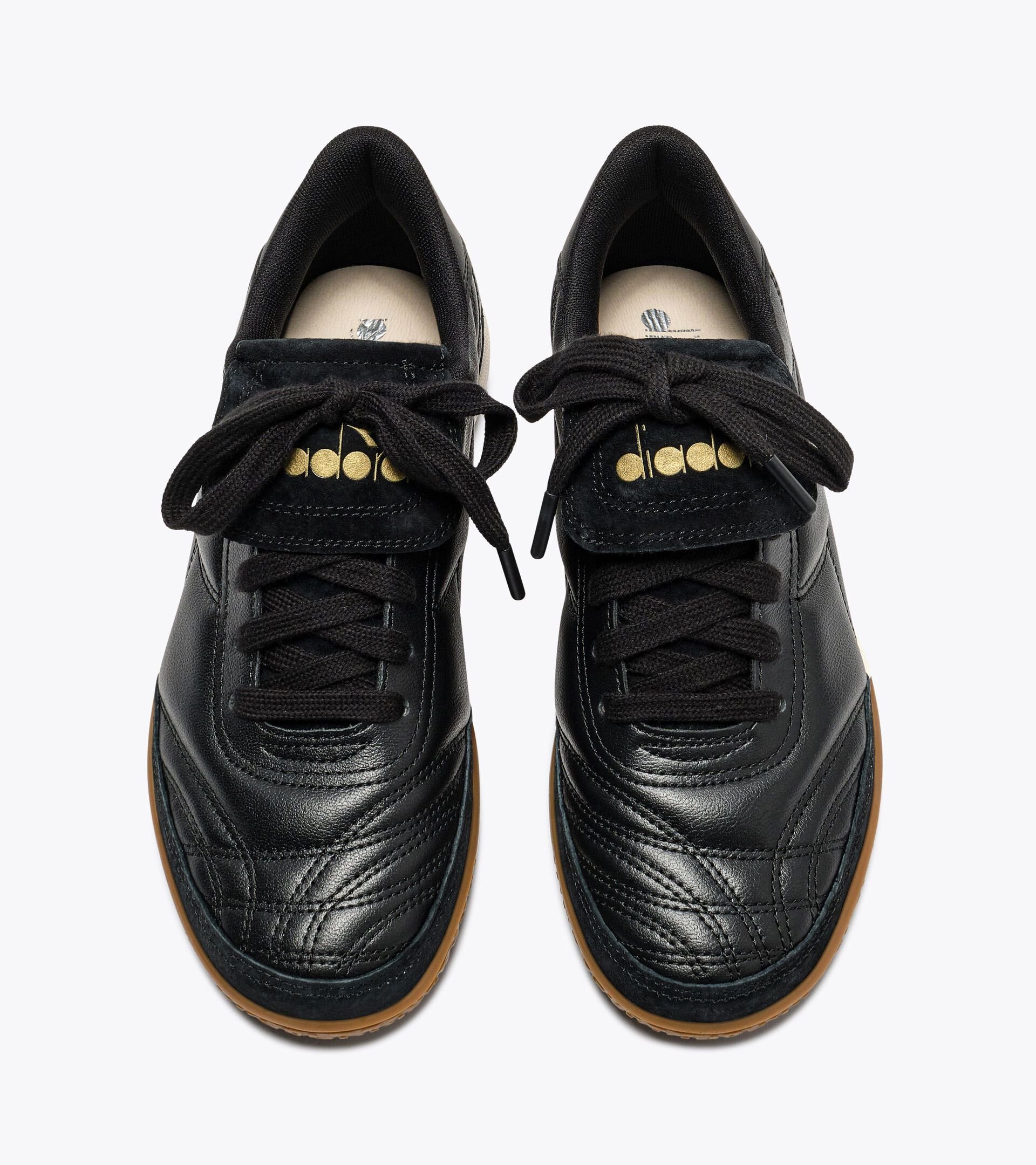 Zapatilla terrace de piel - Para todos los g&eacute;neros GOLD INDOOR NEGRO - Diadora