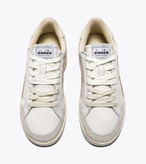 PRESTIGE USED, BLANC/RAYON DE LUNE Sneakers Heritage en cuir - Pour tous les genres
PRESTIGE USED BLANC/RAYON DE LUNE - Diadora