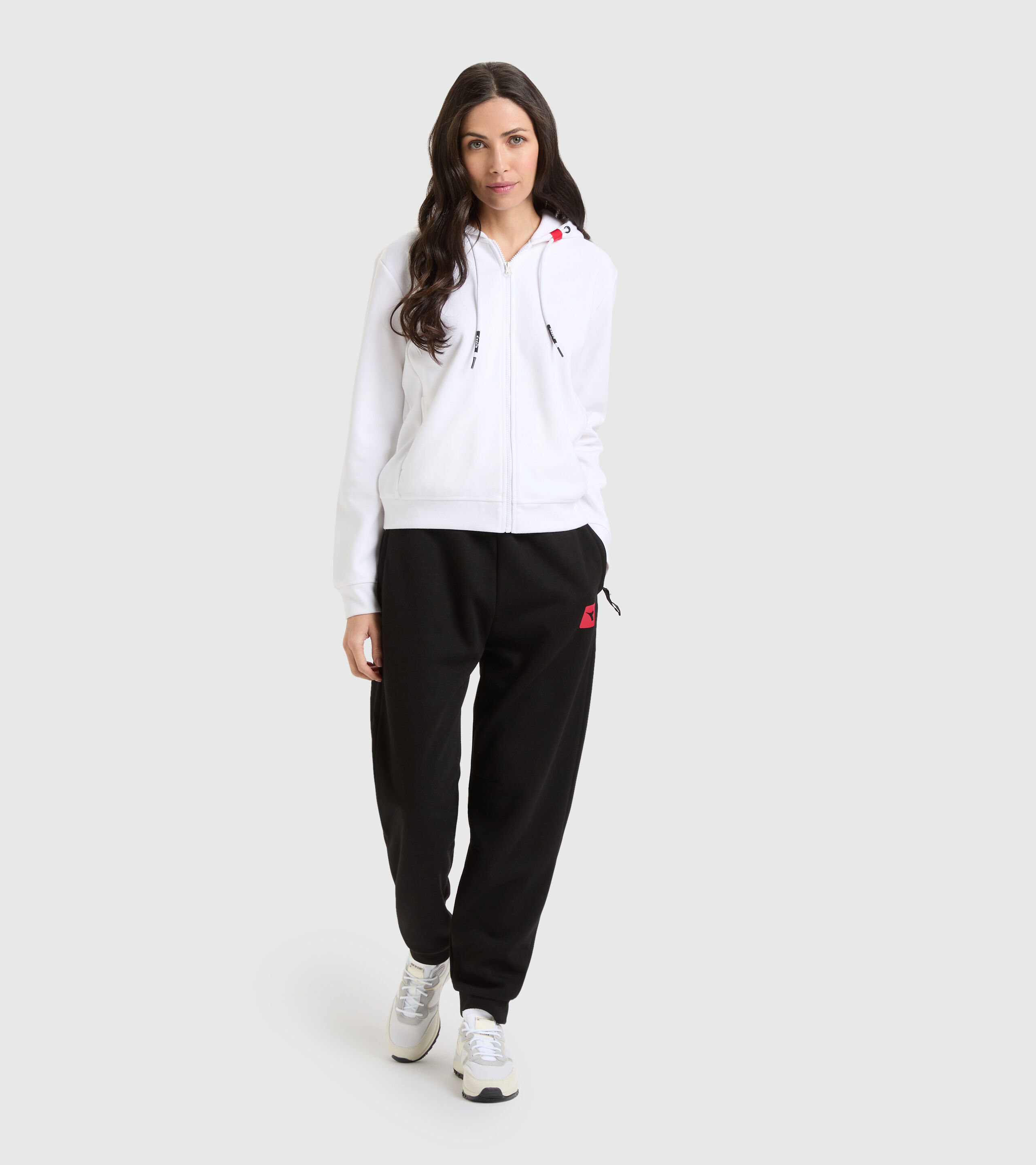 Femme Vêtements Articles de sport et dentraînement Sweats à capuche FZ HOODIE URBANITY Sweat-shirt Diadora en coloris Blanc L 