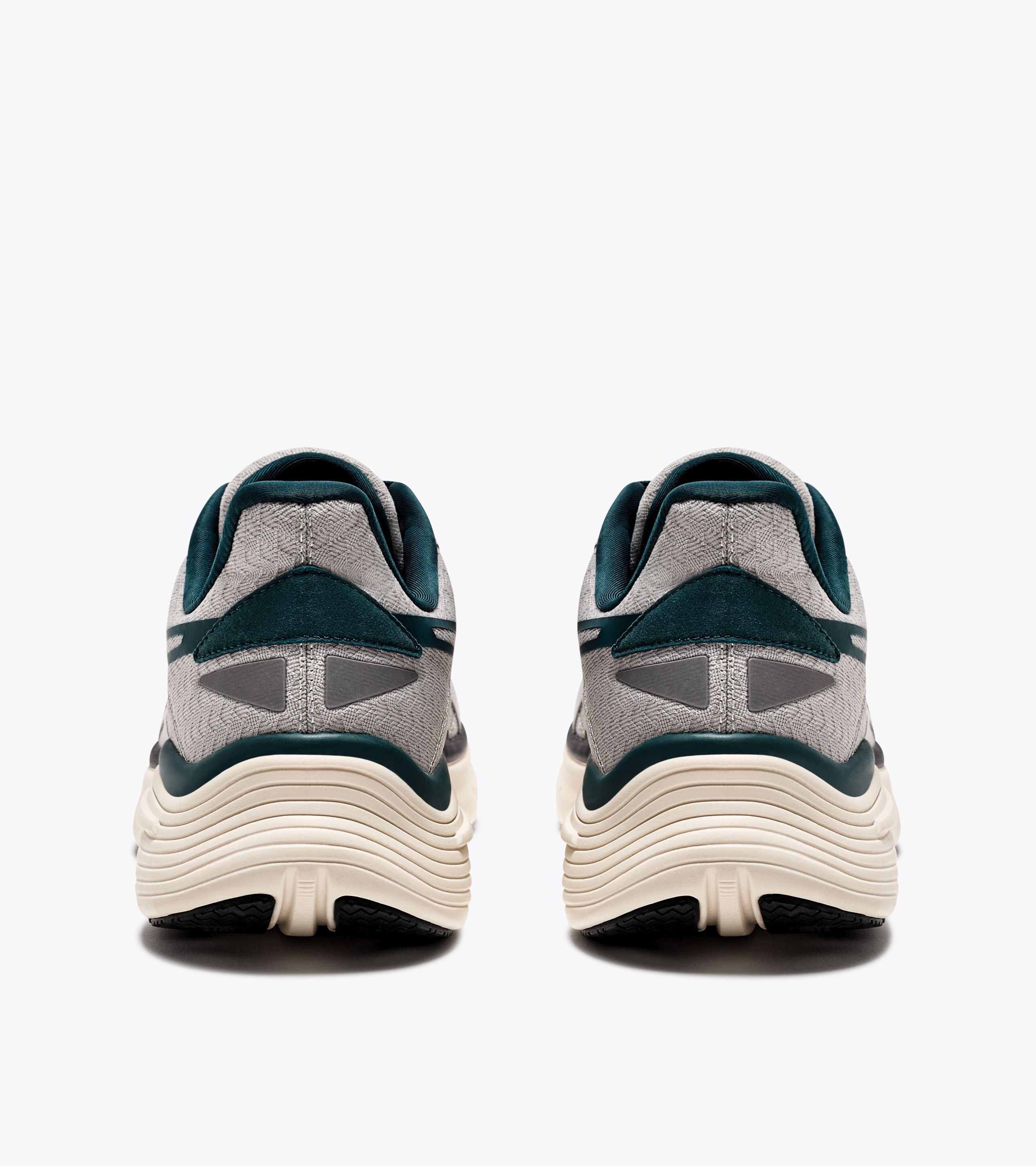 Nike pianta larga outlet