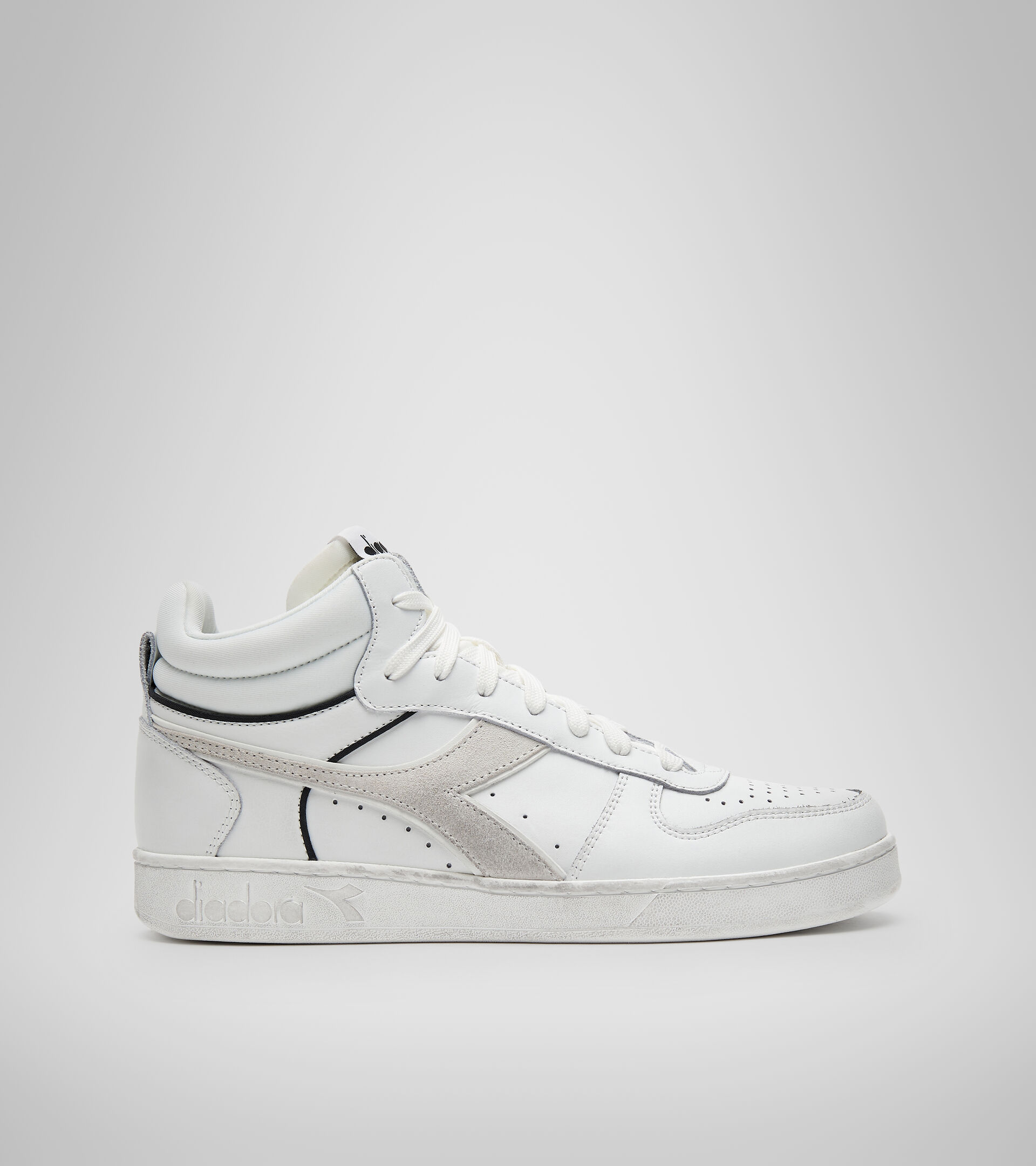 Sports shoe - Unisex MAGIC BASKET DEMI CUT ICONA LEATHER WHITE - Diadora