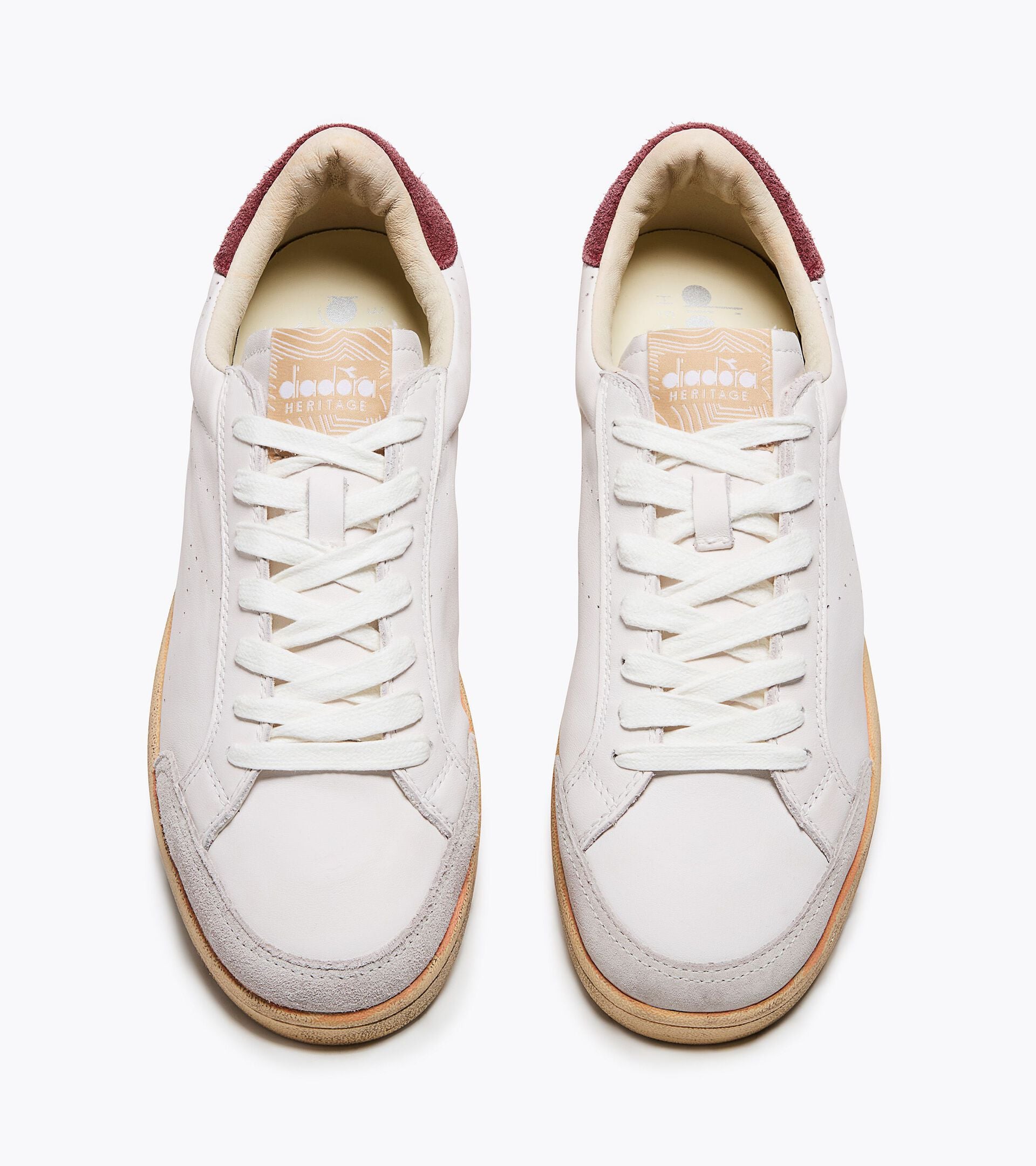 Heritage Leather Sneakers - All-gender
 PRESTIGE PLAIN USED BARN RED (45003) - Diadora