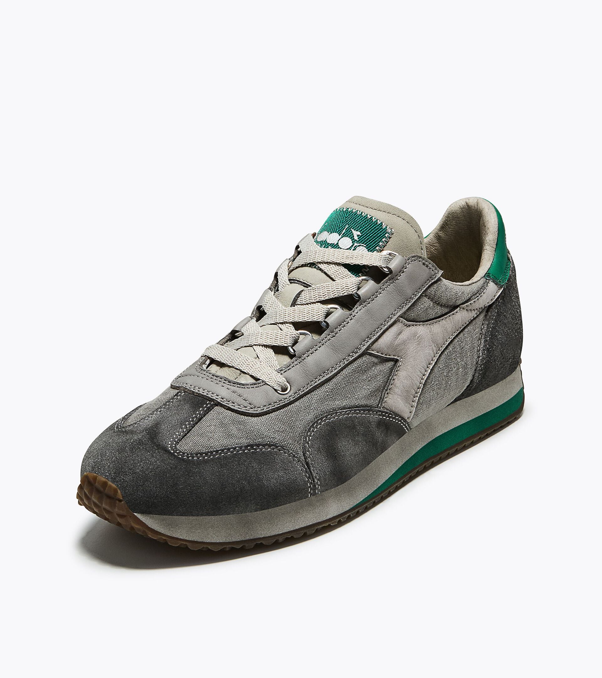 Low-profile Heritage sneaker - All-gender EQUIPE DIRTY SW EVO CRYSTAL GREY - Diadora