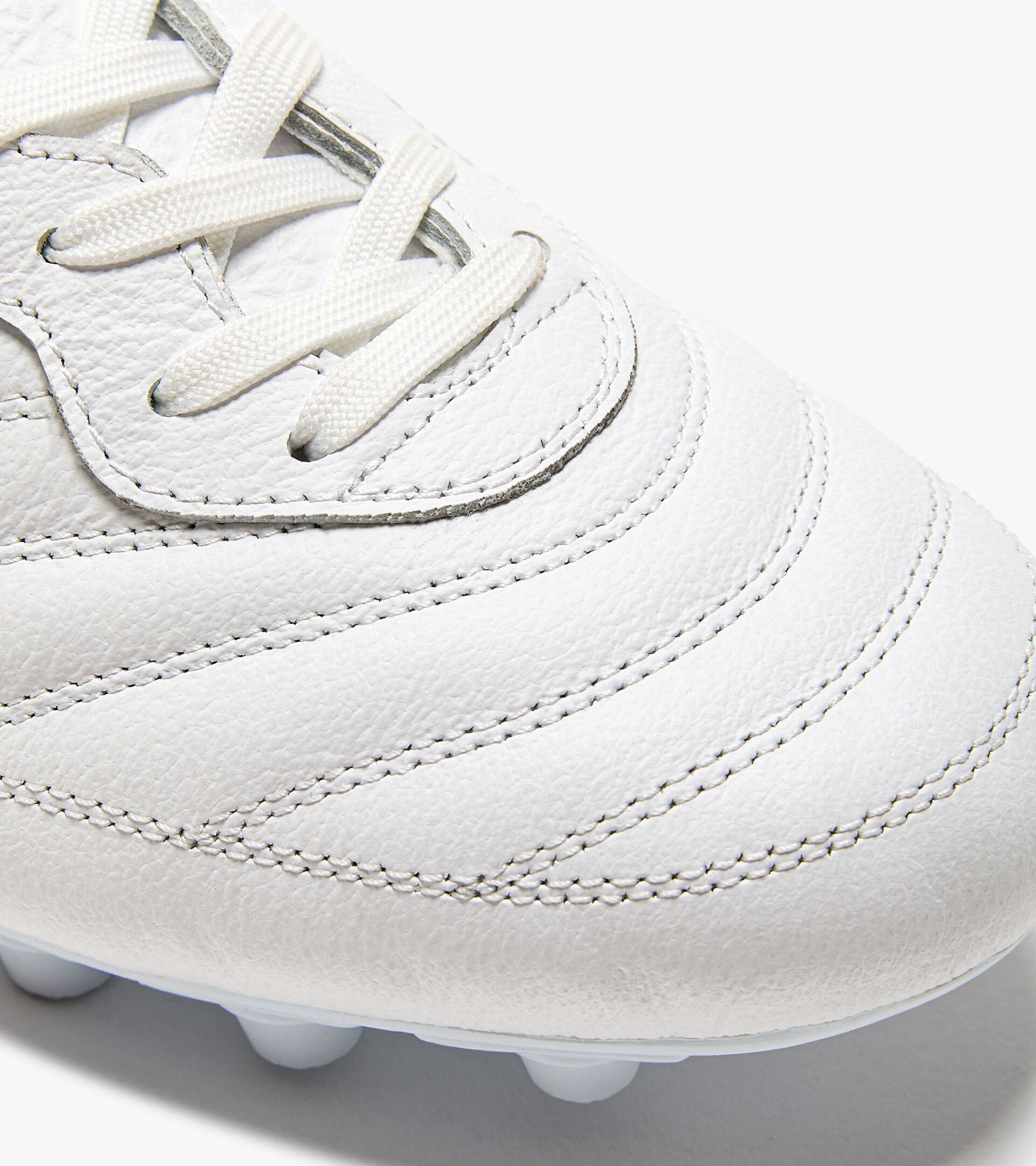 Calcio boots for firm grounds - Made in Italy - Gender Neutral BRASIL ITALY OG GR LT+ MDPU WHITE/FRESH SALMON - Diadora