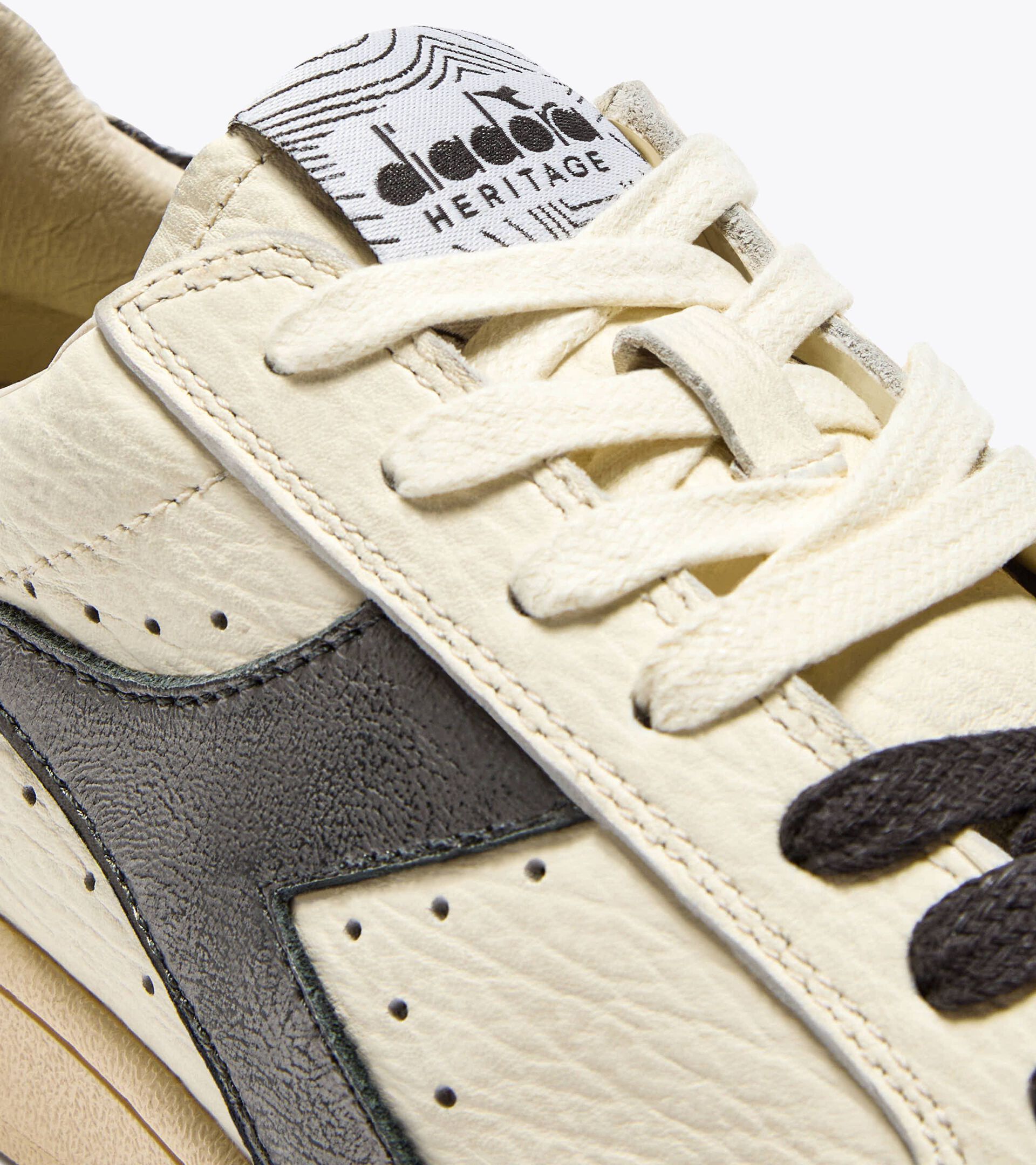 Heritage sneakers - Women’s PRESTIGE SAFARI WN PAPYRUS WHITE - Diadora