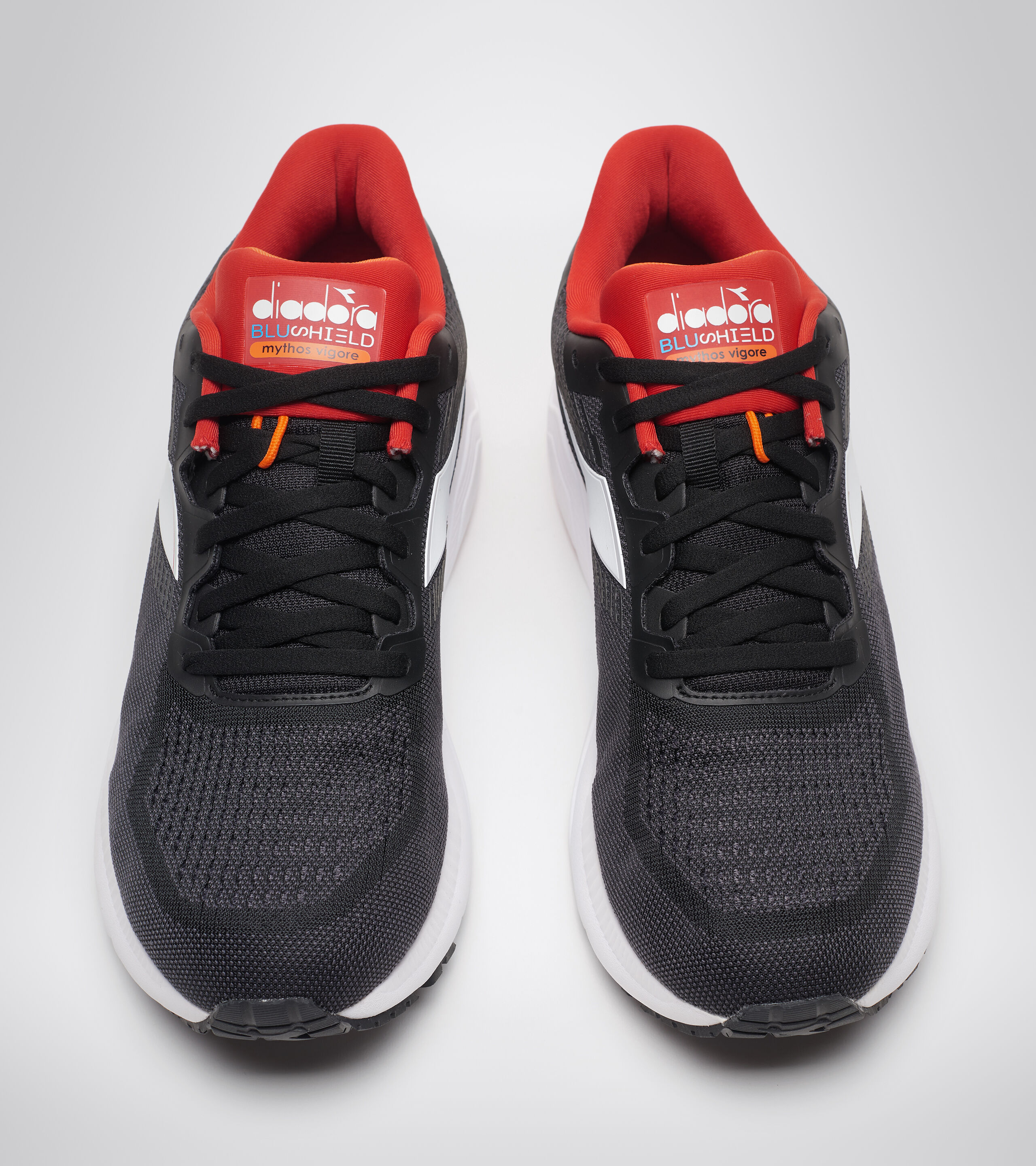 MYTHOS BLUSHIELD VIGORE Running shoes