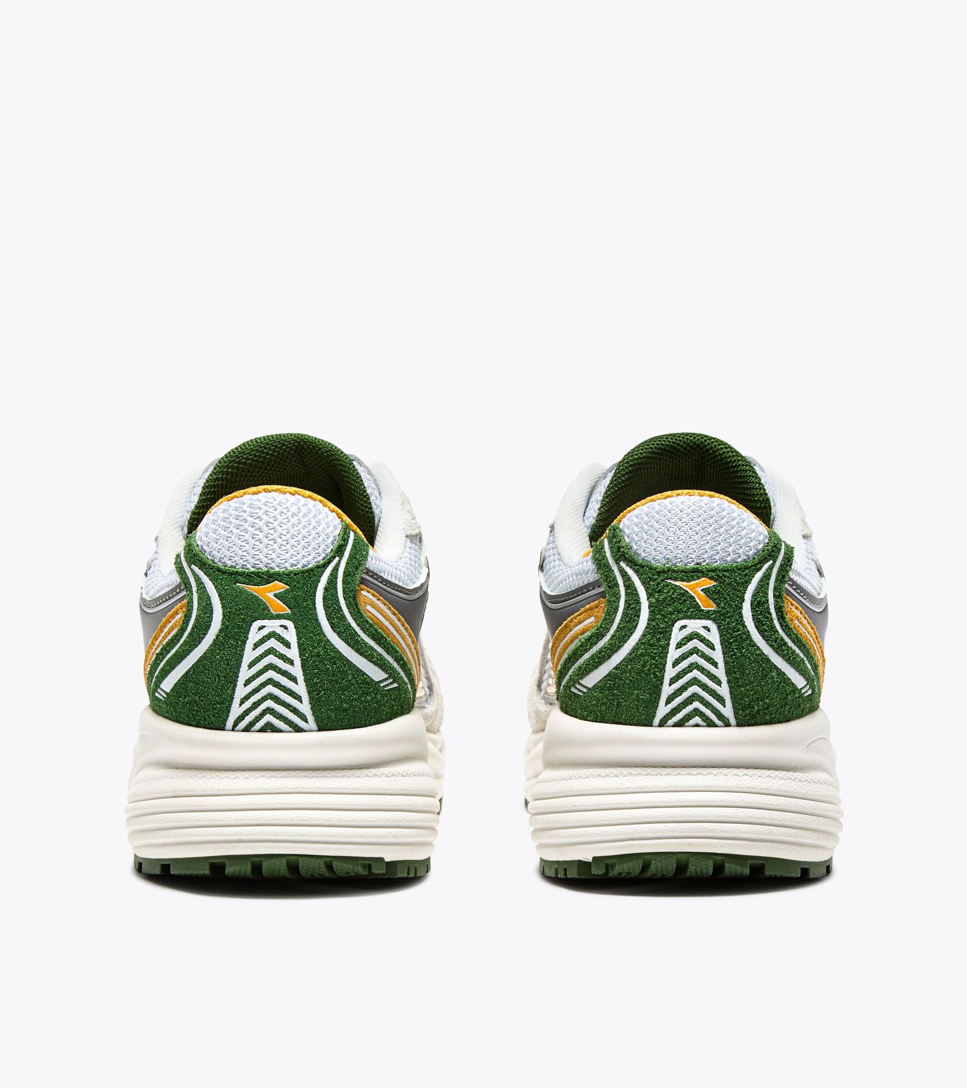 Sports sneakers - All-Gender MYTHOS STAR WHITE/BANANA/FOREST ELF - Diadora