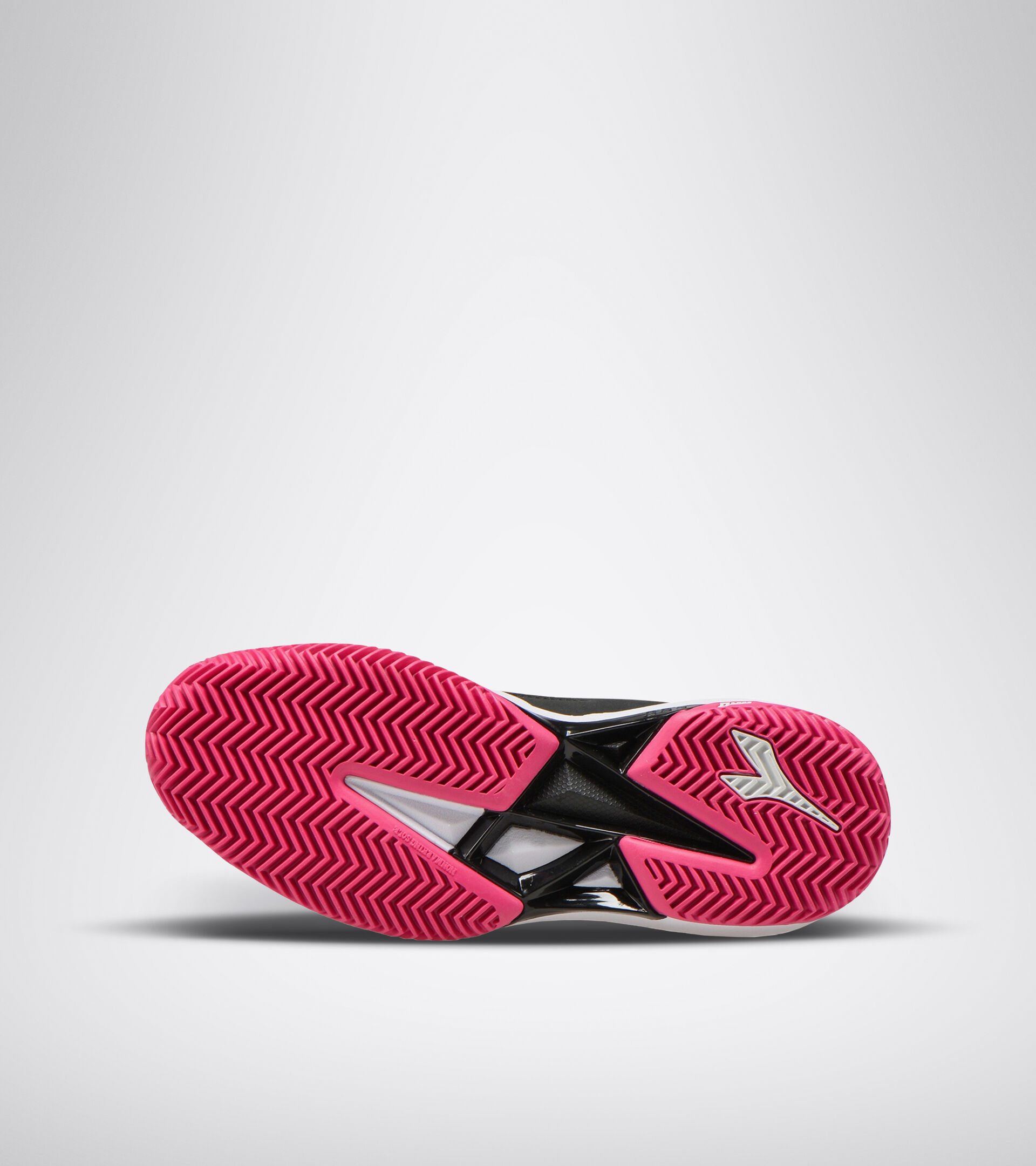 Footwear Sport DONNA S. CHALLENGE 3 W SL CLAY WHITE/BLACK/MAGENTA Diadora