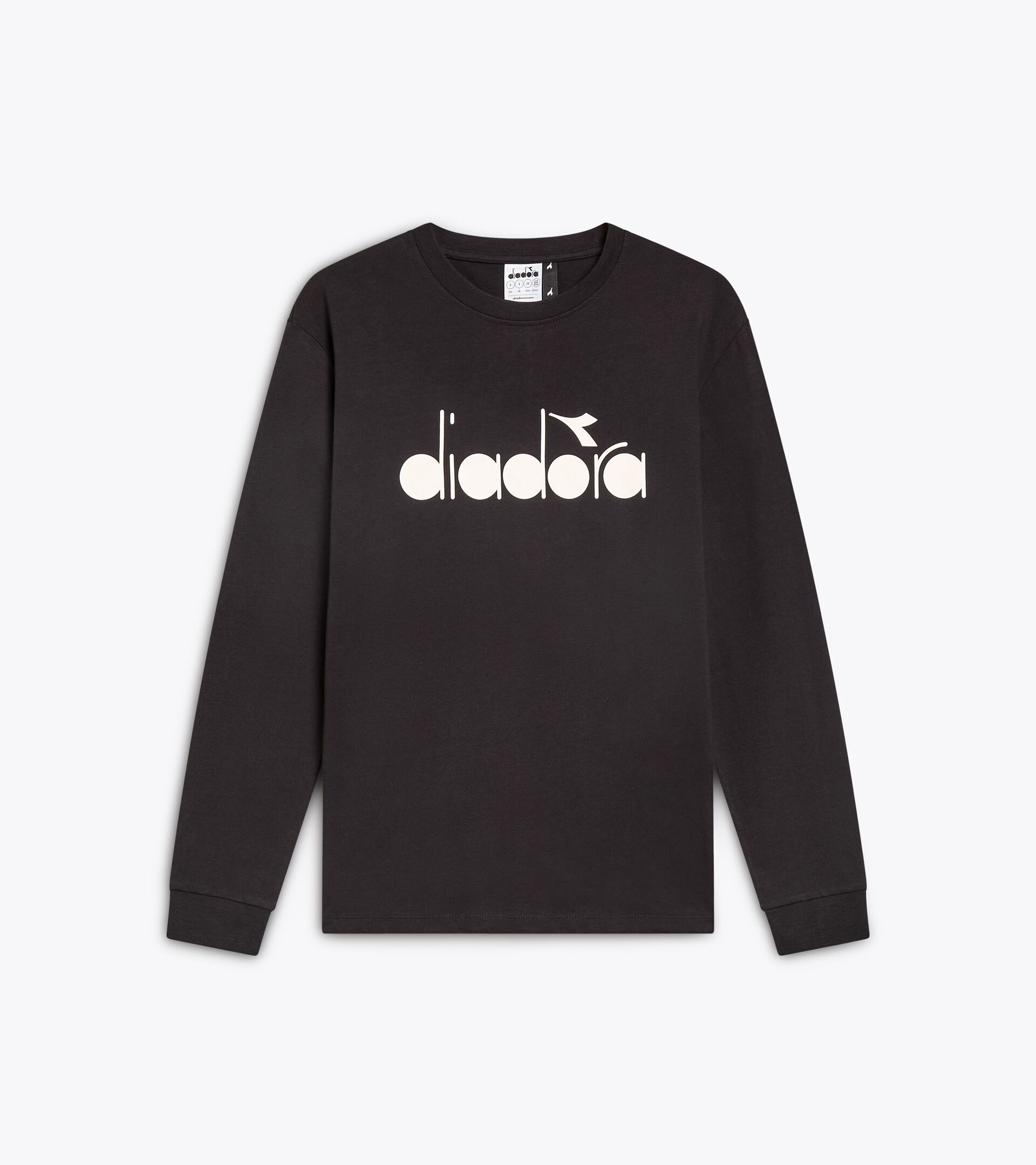 Camiseta deportiva de manga larga - Para todos los géneros
 T-SHIRT LS ROUTE NEGRO - Diadora