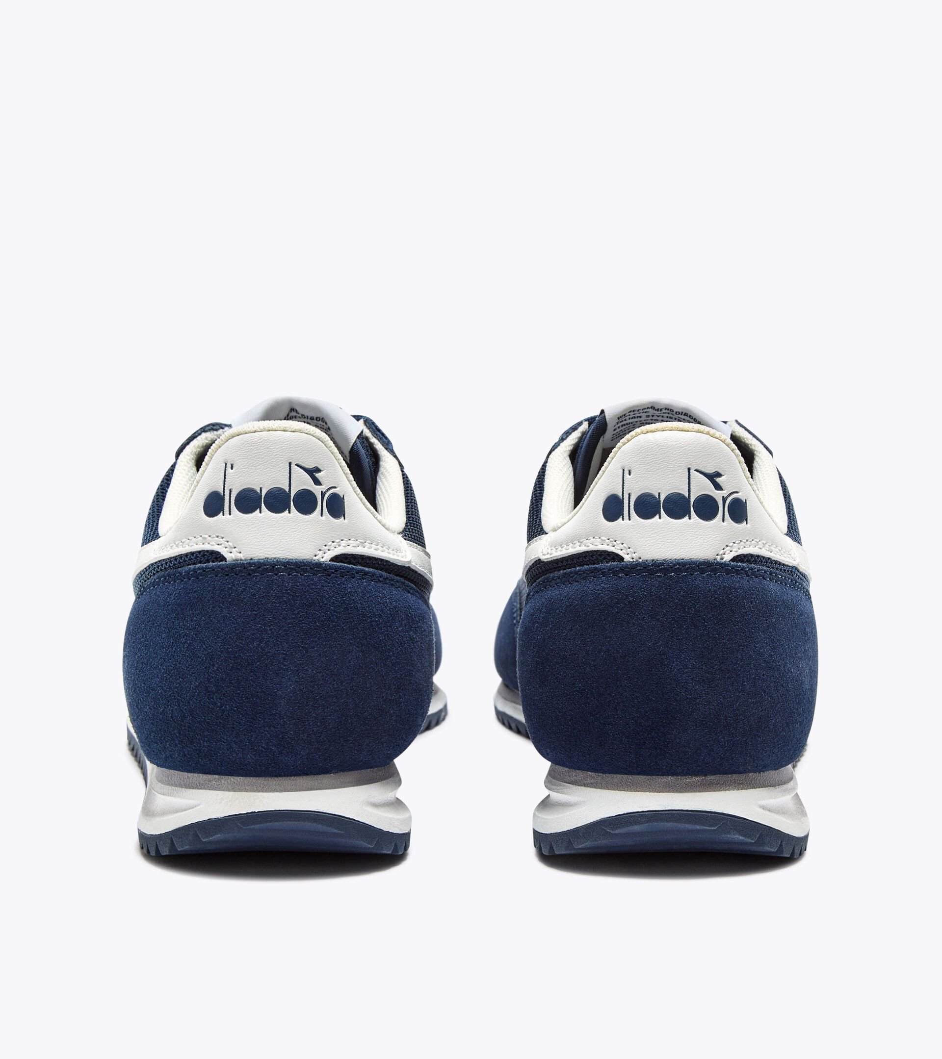 Low-profile suede sneaker - All-gender CROSS PAGEANT BLUE - Diadora