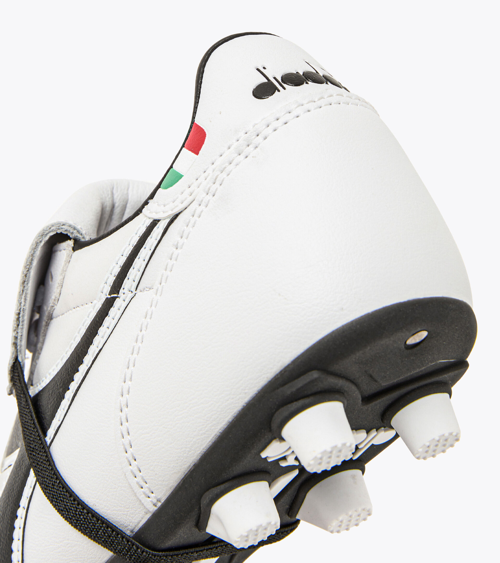 Football boots for firm grounds BRASIL OG LT T MDPU WHITE/BLACK - Diadora