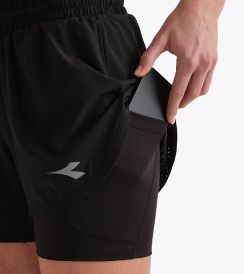 Short de running 2-en-1 - Femme
 L. SHORTS 2IN1 NOIR - Diadora