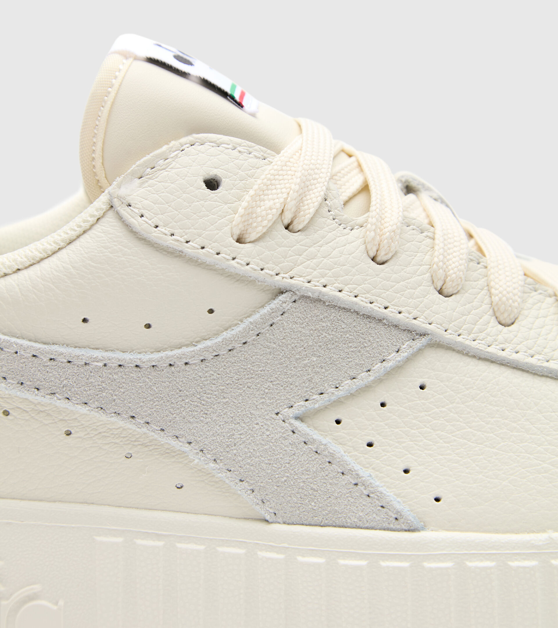 Sports shoes - Women GAME STEP PREMIUM TUMBLED LEATHER WHITE - Diadora