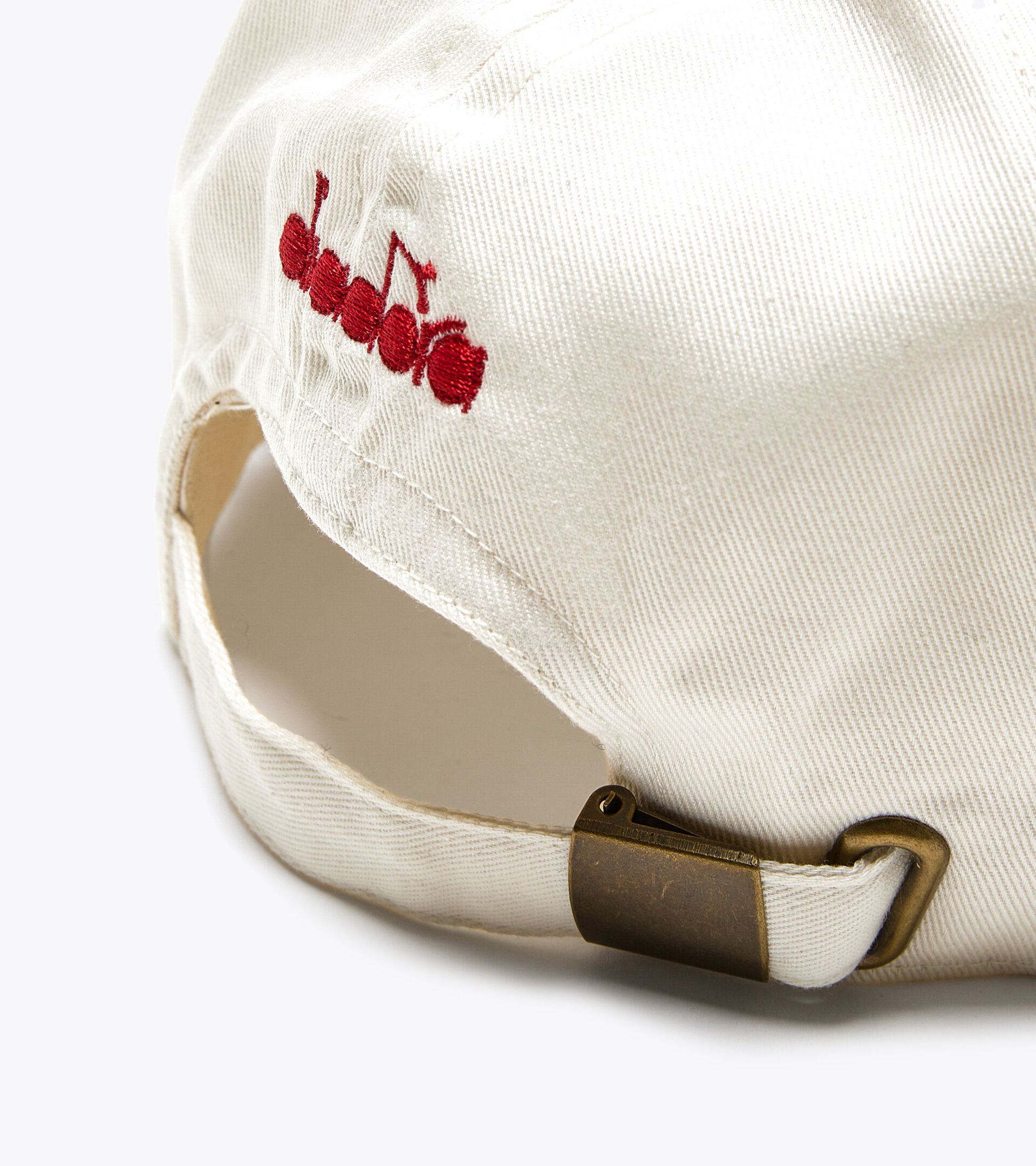 Casquette de sport - 100% Coton CAP LEGACY BLANCHE VANILLE GLACE - Diadora