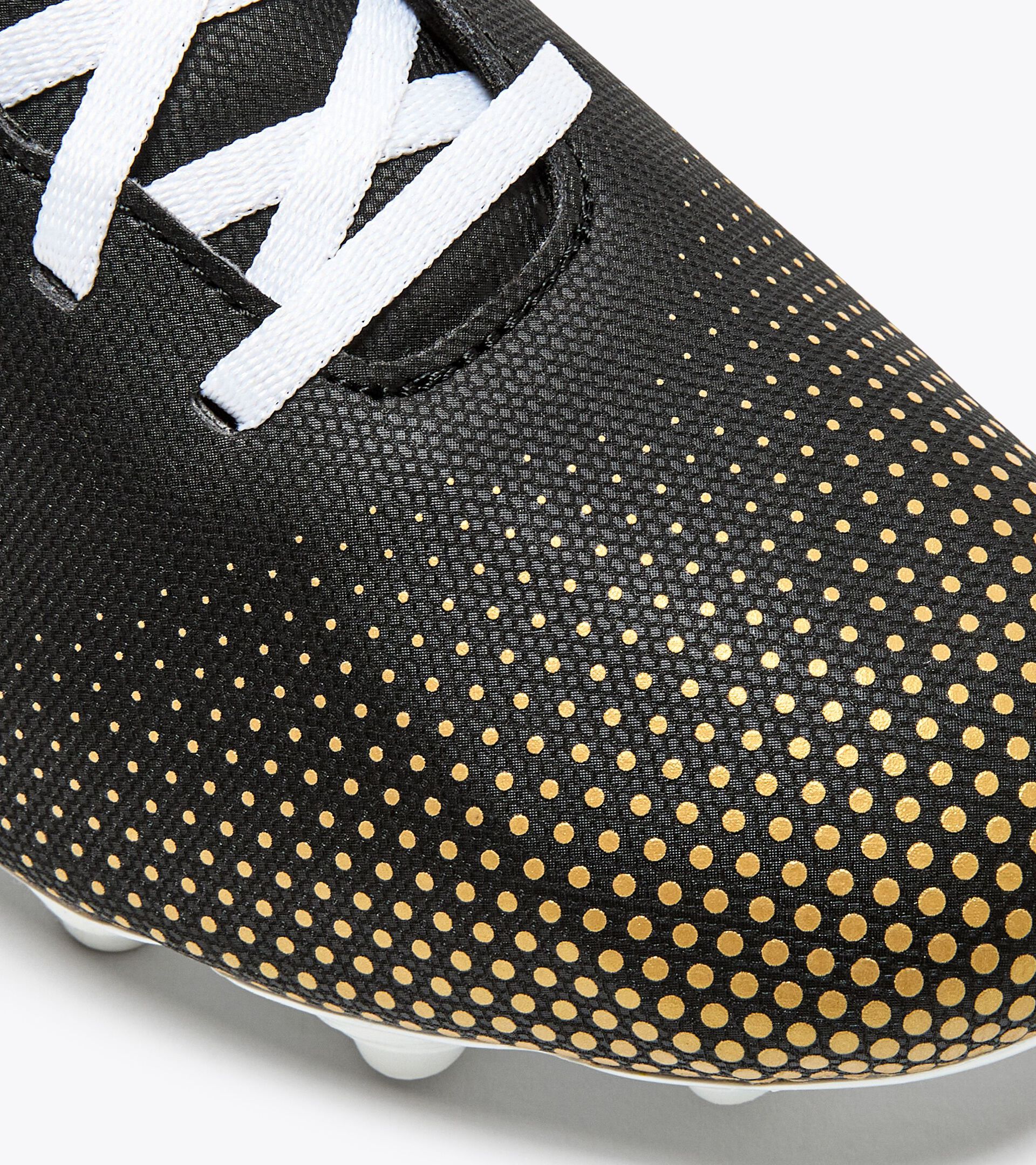 Calcio boots for firm ground - Men's PICHICHI 7 MG14 BLACK/WHITE/GOLD - Diadora