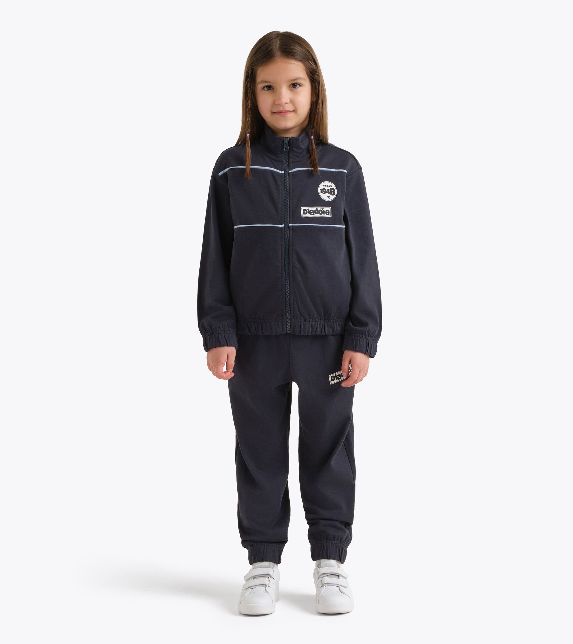 Surv&ecirc;tement de sport - Ado gar&ccedil;on et fille
 JU. TRACKSUIT FZ ESS. SPORTS  (HJ) BLEU NUITS - Diadora