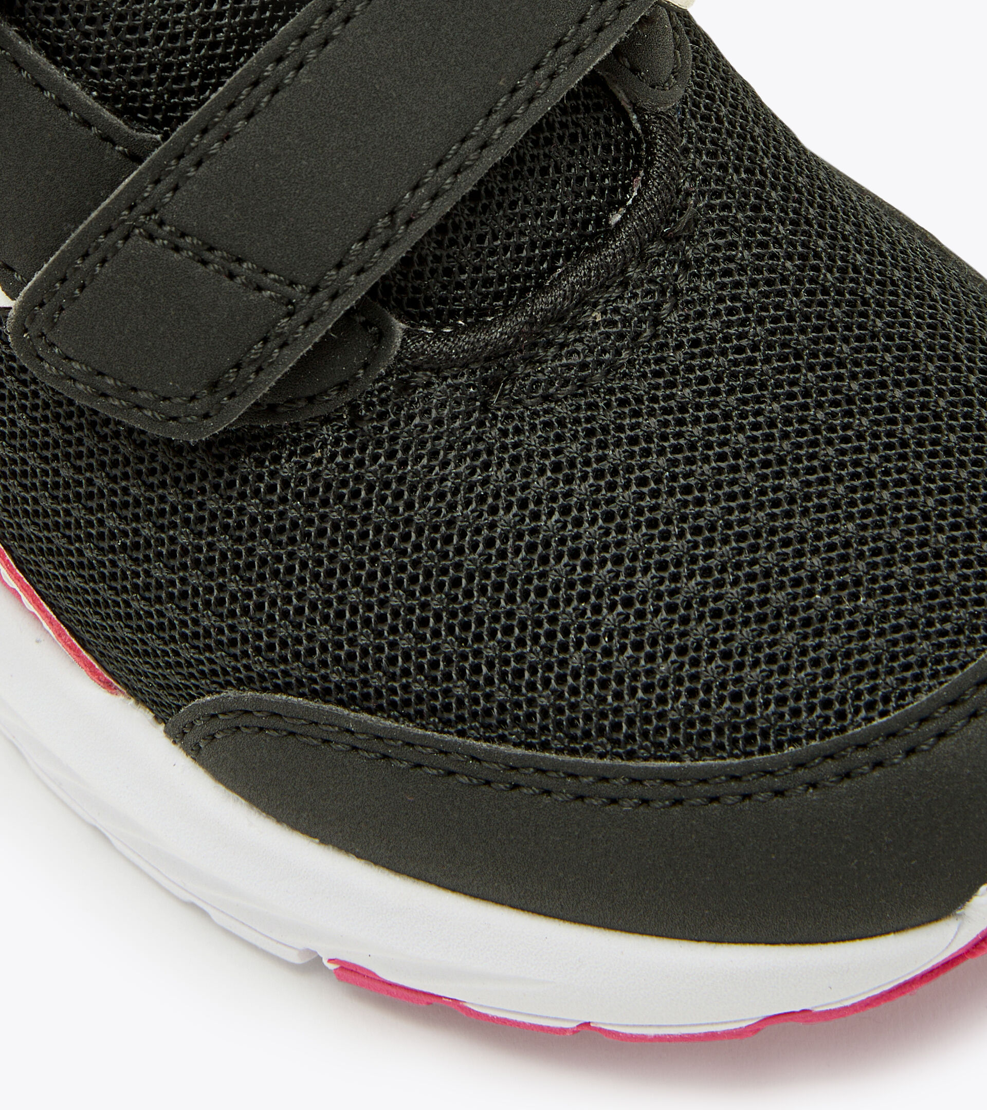 Junior running shoes - Unisex FALCON 3 JR V BLACK/PINK YARROW - Diadora
