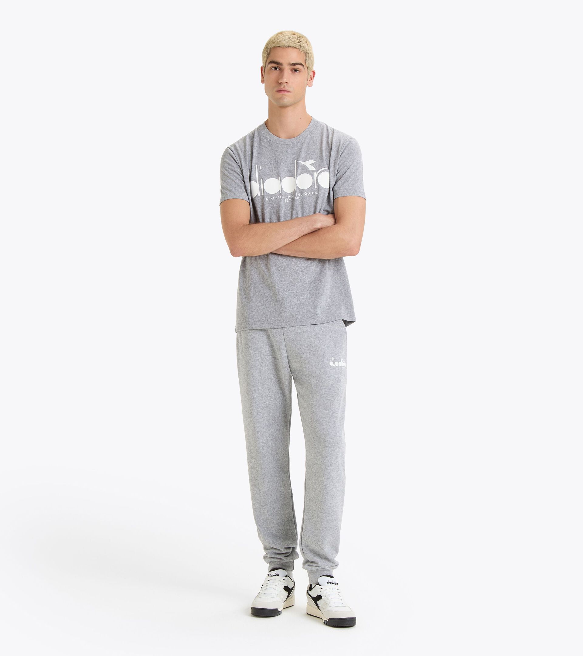 T-shirt - All-Gender T-SHIRT SS LOGO HIGH RISE MELANGE - Diadora