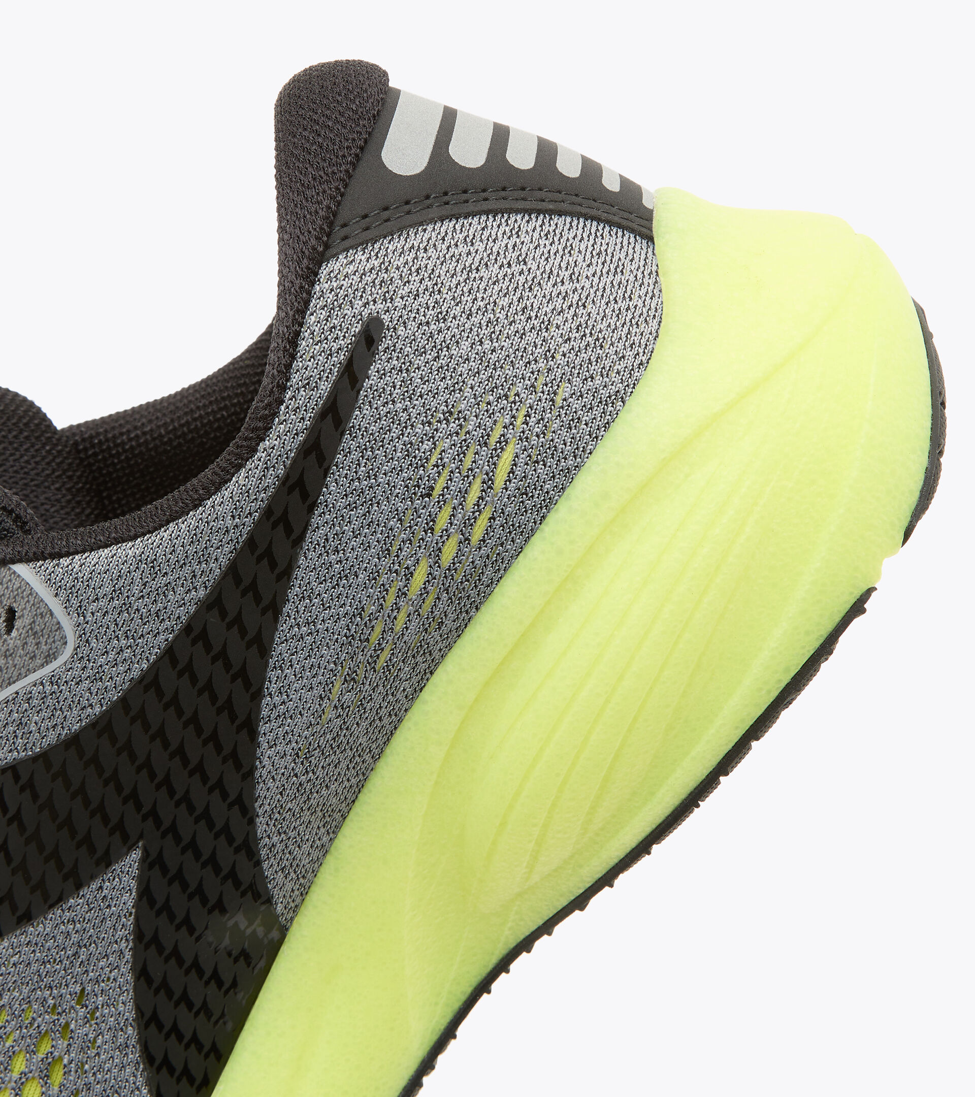 Chaussures de running - Homme FRECCIA GRIS ALLIAGE/NR/SOURCES SULFUR - Diadora