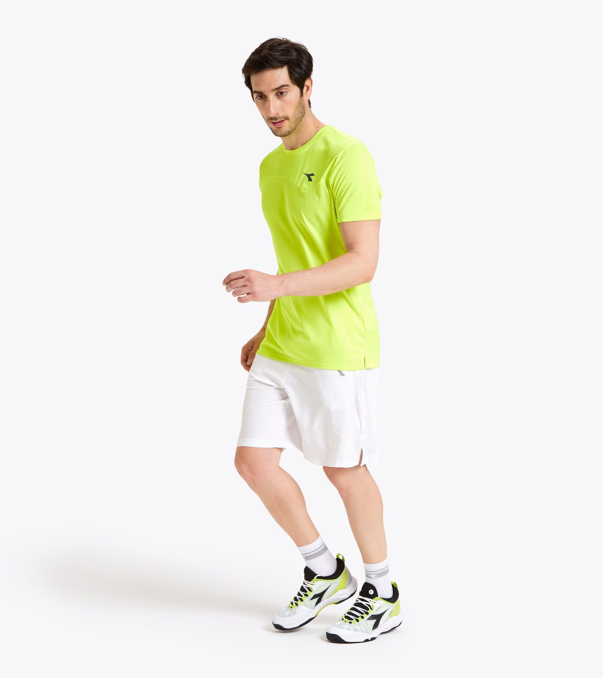 Tennis-Bermuda-Shorts - Herren SHORT COURT STRAHLEND WEISSE - Diadora