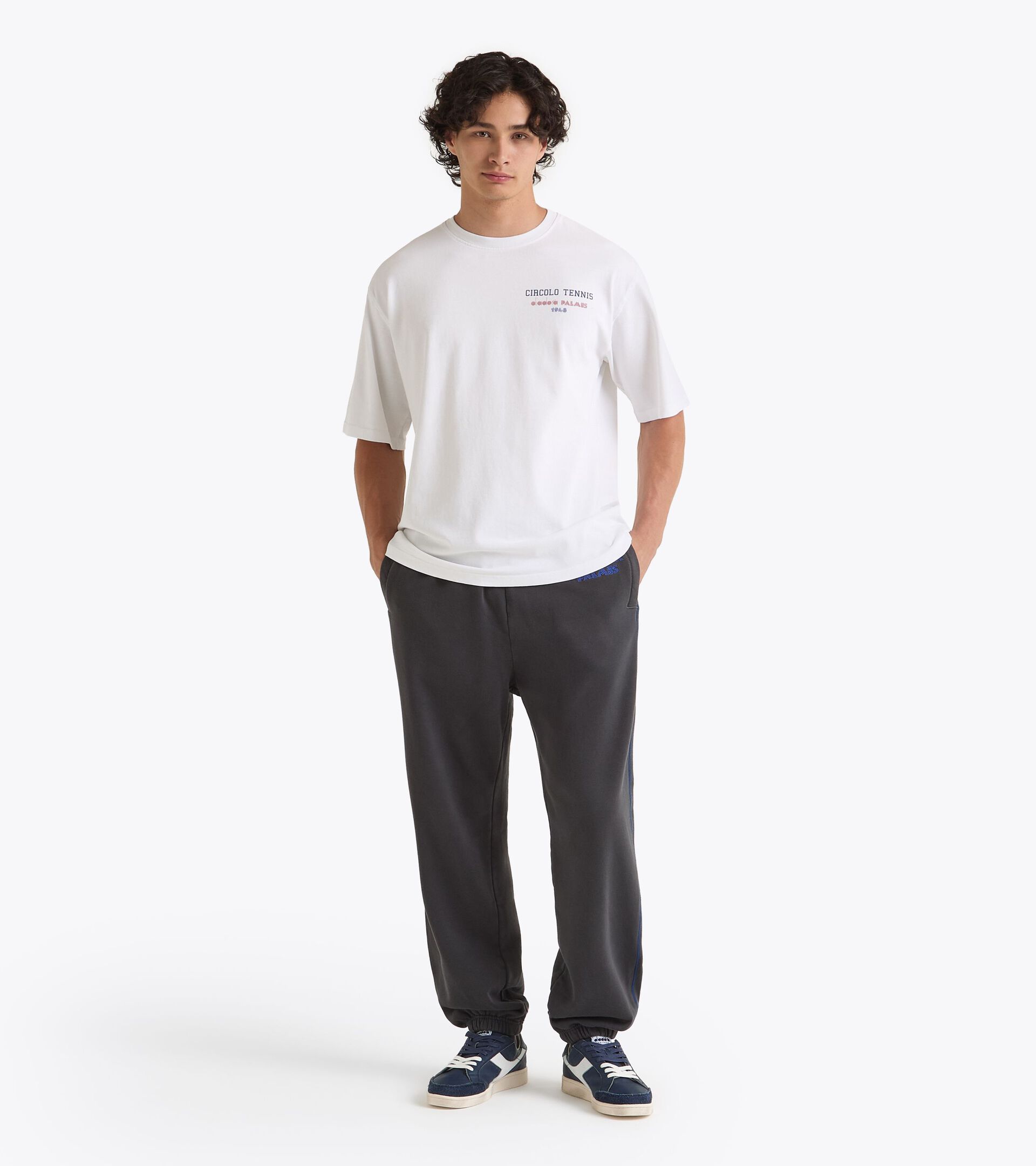 Camiseta Legacy con estampado de archivo - Para todos los géneros T-SHIRT SS LEGACY II BLANCO VIVO - Diadora