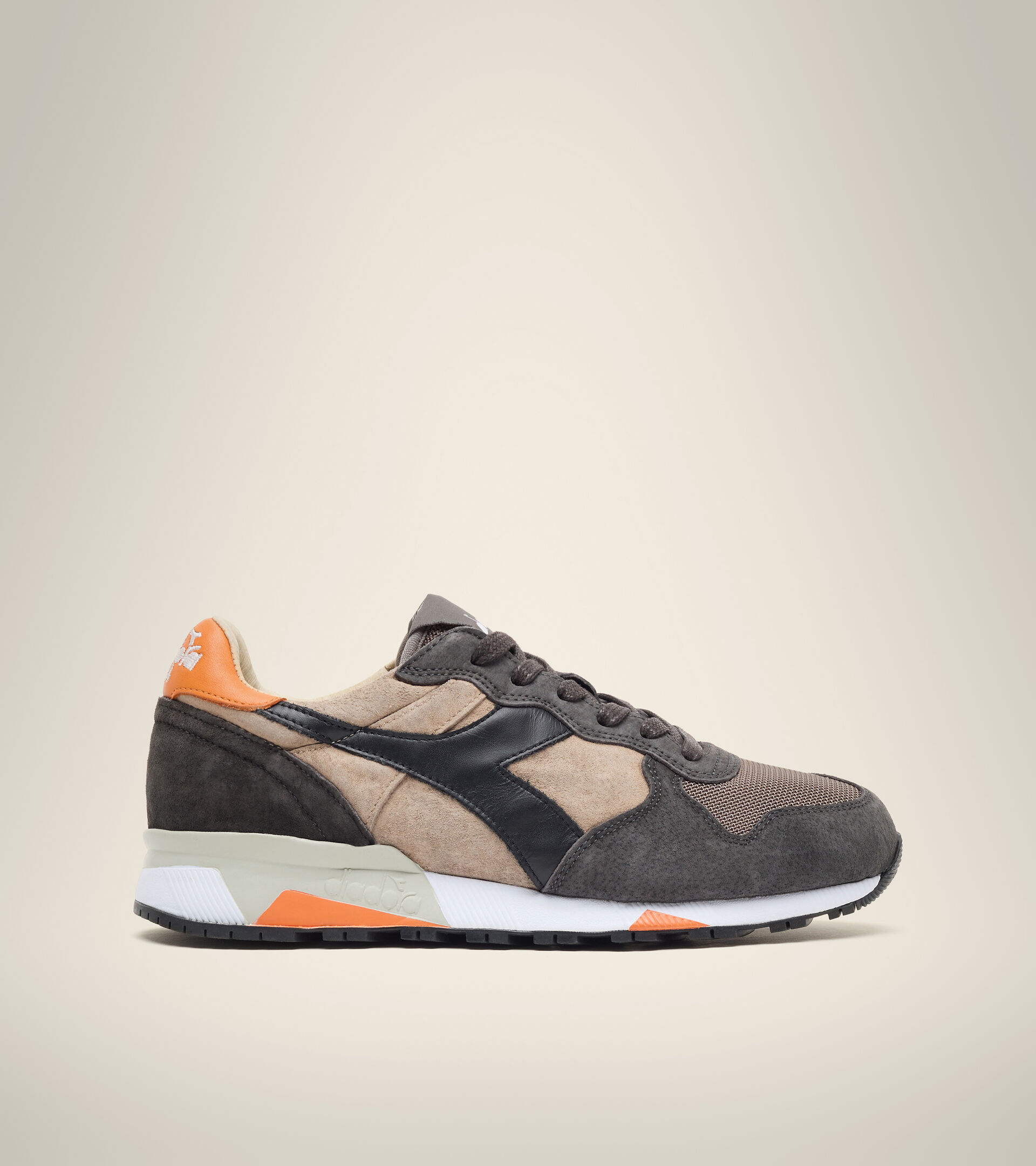 Footwear Heritage UOMO TRIDENT 90 SUEDE SW ARGENTO VISONE Diadora