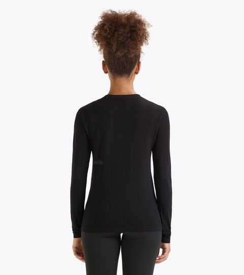 L. LS T-SHIRT SKIN FRIENDLY, BLACK Seamless running t-shirt - Made in Italy - Women’s
L. LS T-SHIRT SKIN FRIENDLY BLACK - Diadora
