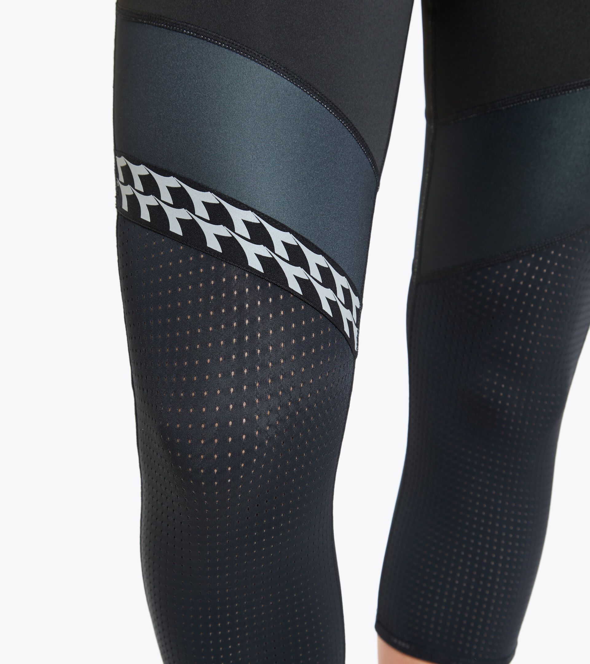 Leggings de running - Femme L. 6/8 REVERSIBLE TIGHTS BE ONE GRIS ALLIAGE - Diadora