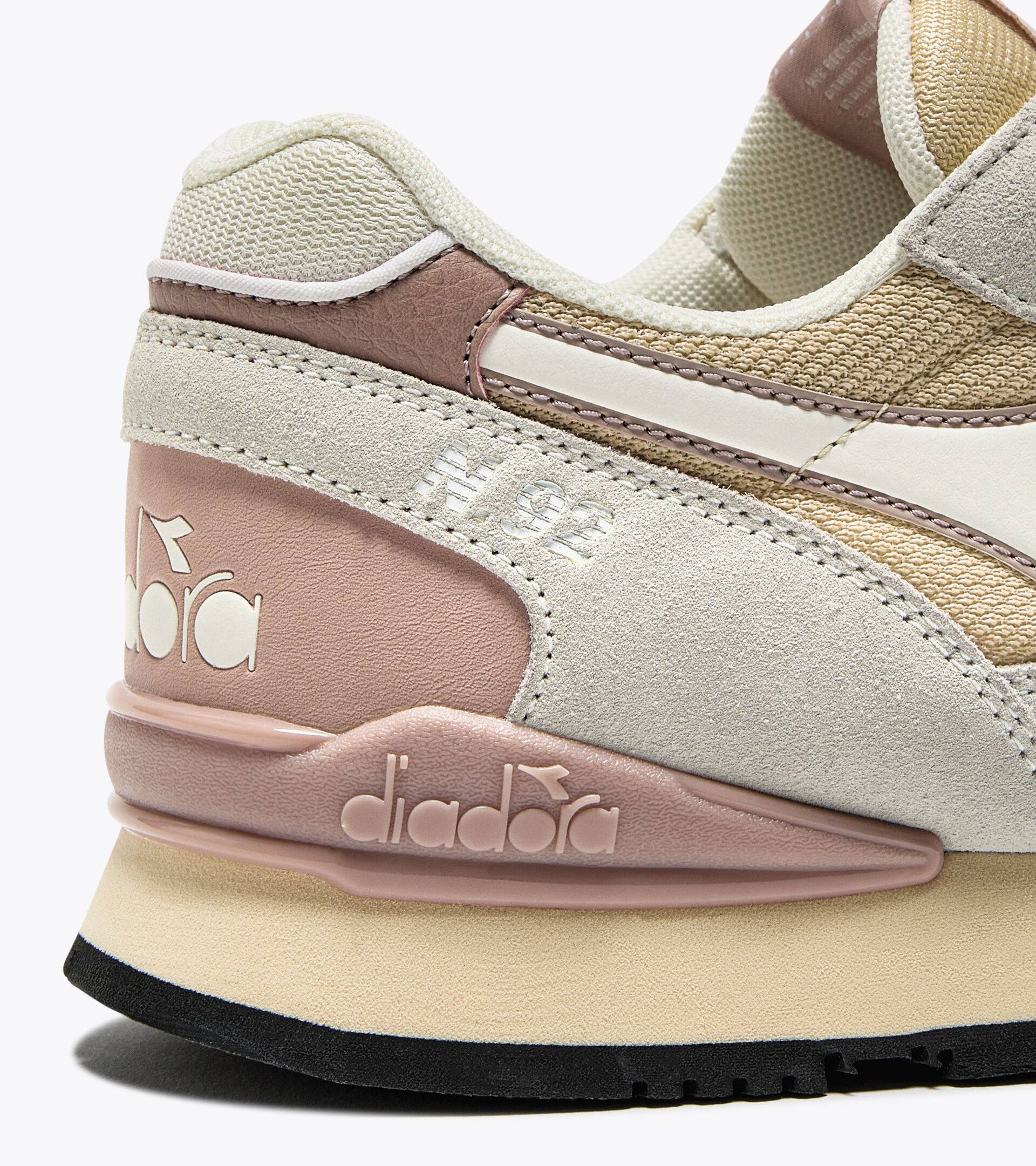 Sportlicher Sneaker - alle Geschlechter N.92 ADVANCE ADOBE ROSE/BLEACHED SAND - Diadora