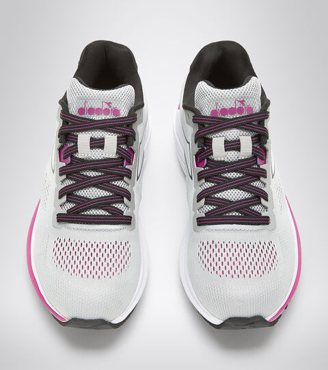 MYTHOS BLUSHIELD 7 VORTICE W, ARGENTO DD/NERO/BIANCO Zapatillas de running - Mujer MYTHOS BLUSHIELD 7 VORTICE W ARGENTO DD/NERO/BIANCO - Diadora