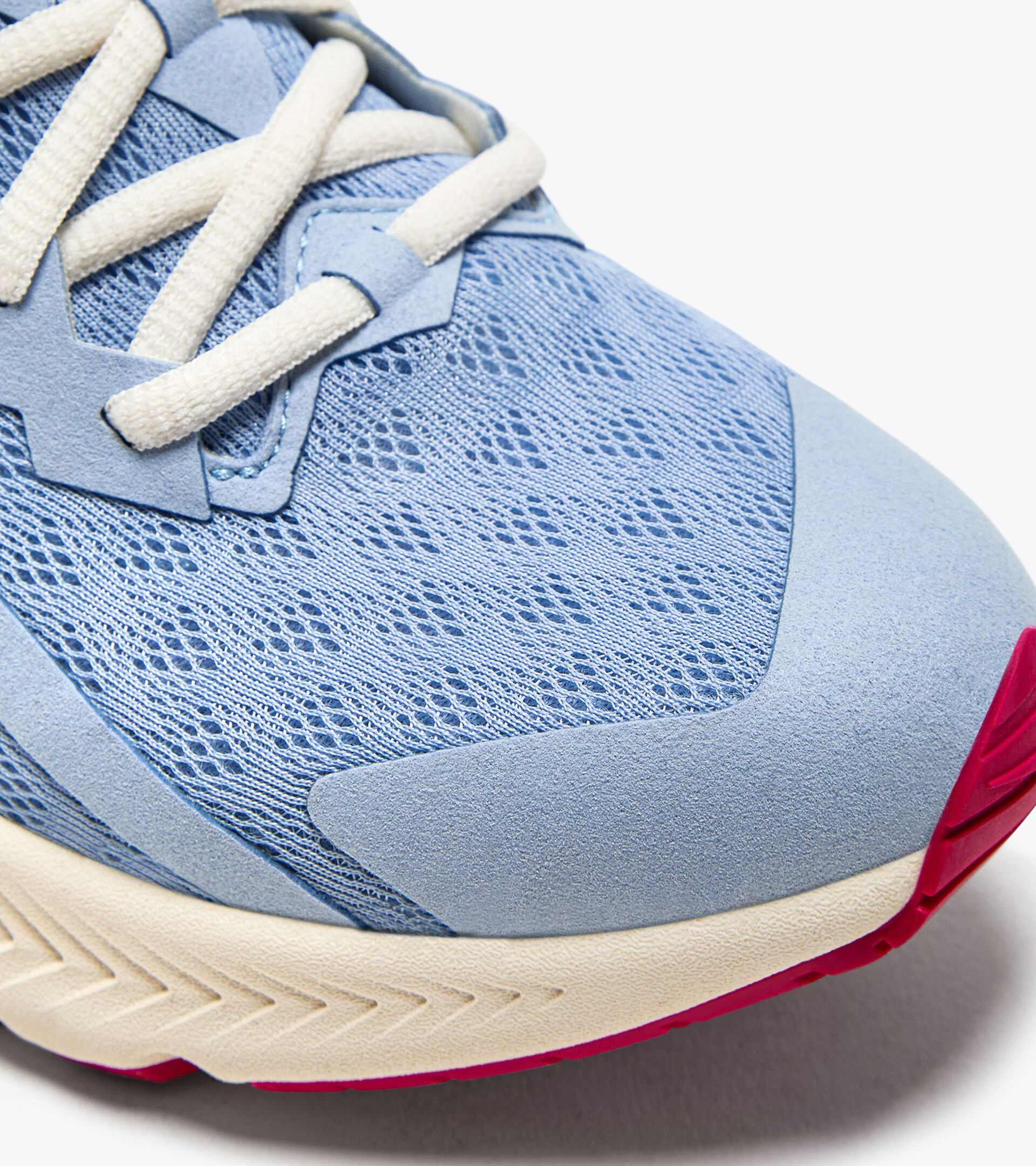 Chaussures de running - Femme MYTHOS BLUSHIELD VOLO 3 W BLEU KENTUCKY/BLANC BRUIT - Diadora