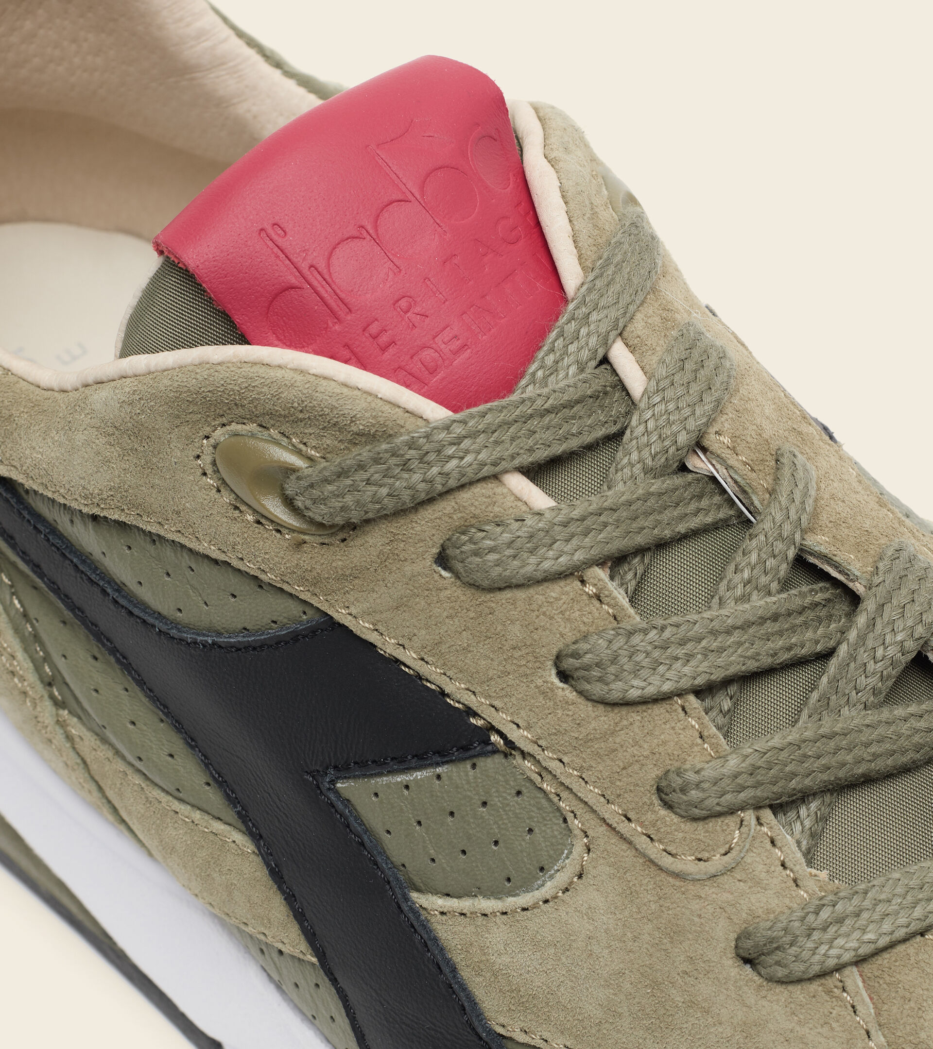 Footwear Heritage UOMO ECLIPSE ITALIA VERDE OLIVA BRUCIATO Diadora
