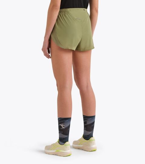 FIBRAZERO 2,5&rsquo;&rsquo; Split Shorts  - Running - Women&rsquo;s
 L. SPLIT SHORT 2.5 SUPER LIGHT FIBRAZERO SAGE GREEN - Diadora