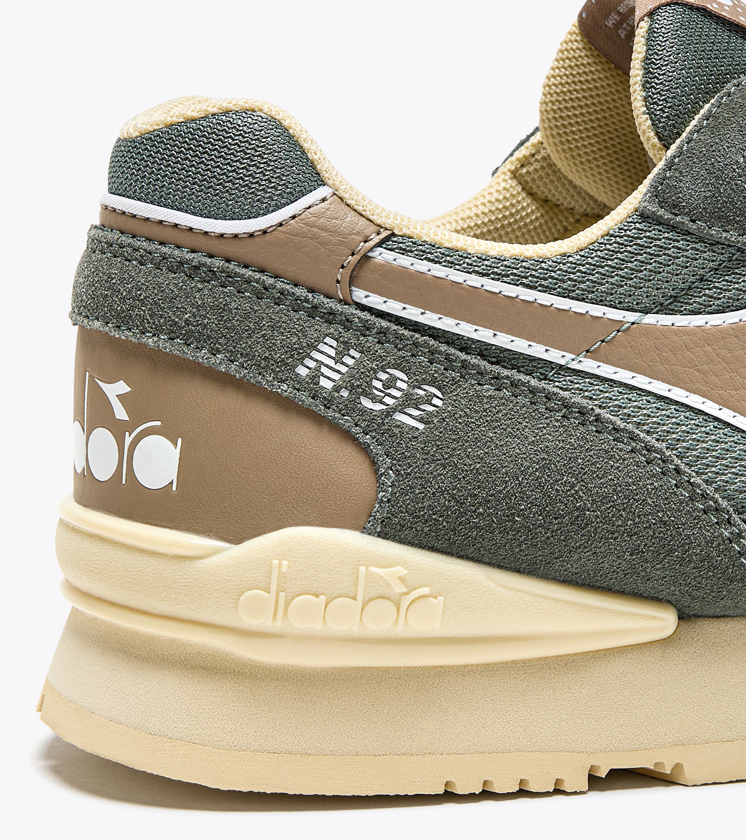 Diadora sneakers n92 sales