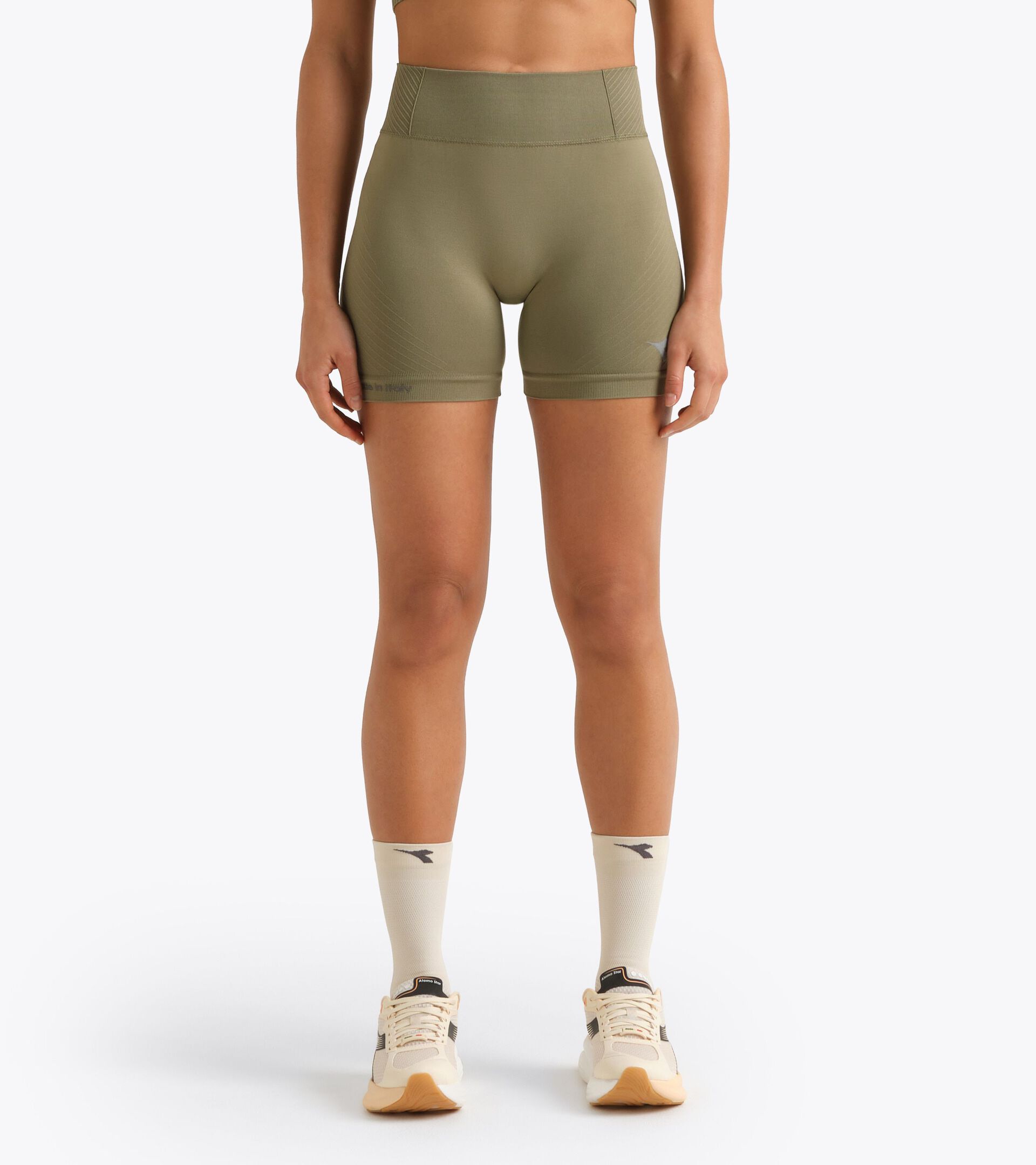 Technical shorts for temperature control -  Running - Women&rsquo;s L. SHORTER STRATOUNO SAGE GREEN - Diadora