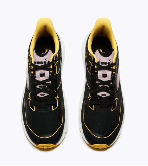 Running shoe - Lightness and reactivity - Men&rsquo;s FREQUENZA 2 BLACK /DAFFODIL - Diadora