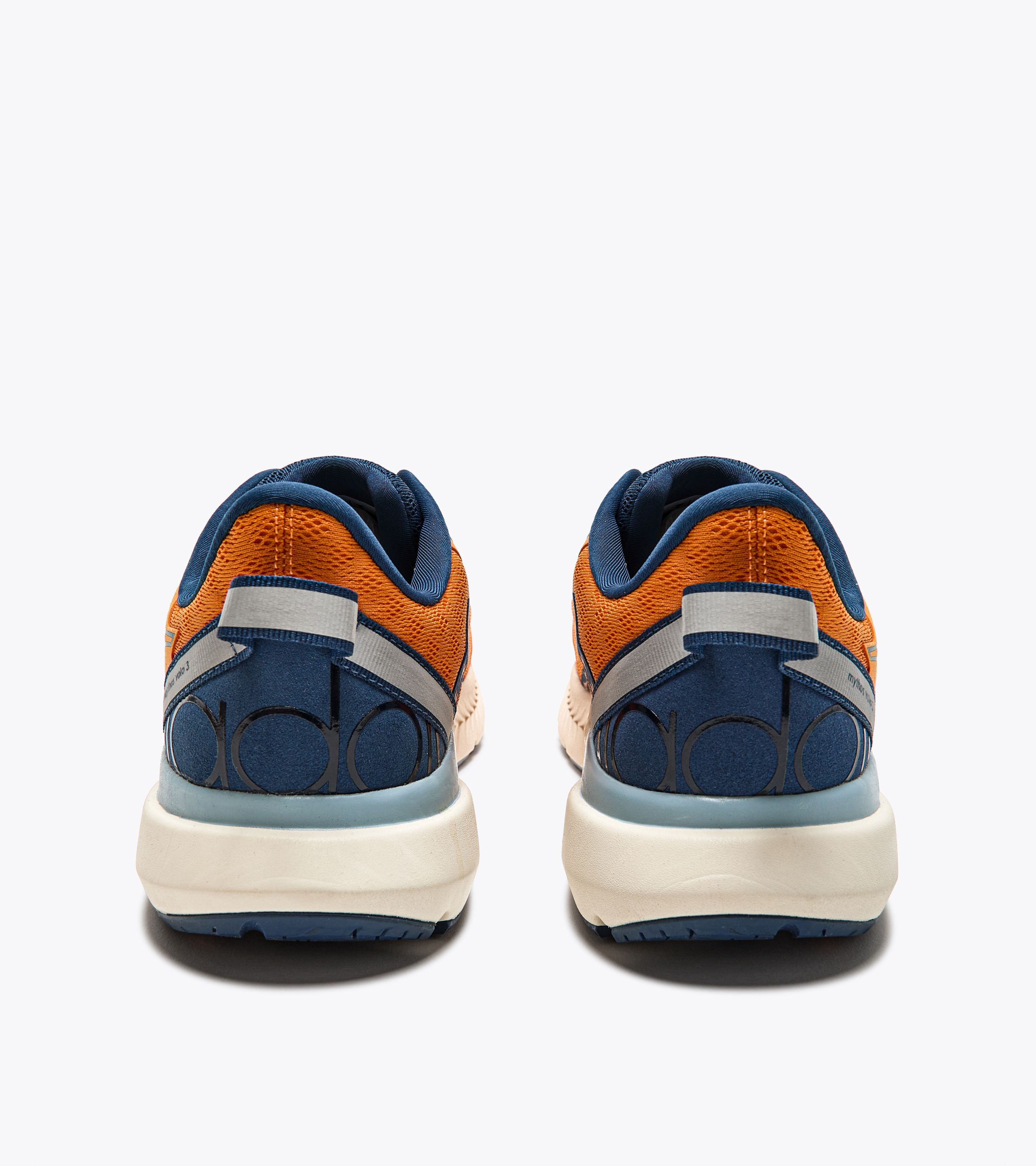 Diadora Mythos Blushield Volo Hip Nera da Donna