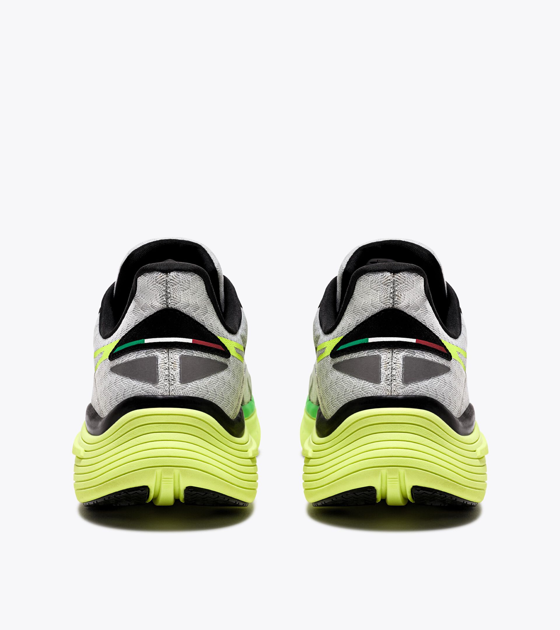 Chaussures de running - Homme EQUIPE NUCLEO ARGENTO/NERO/GIALLO FL DD - Diadora