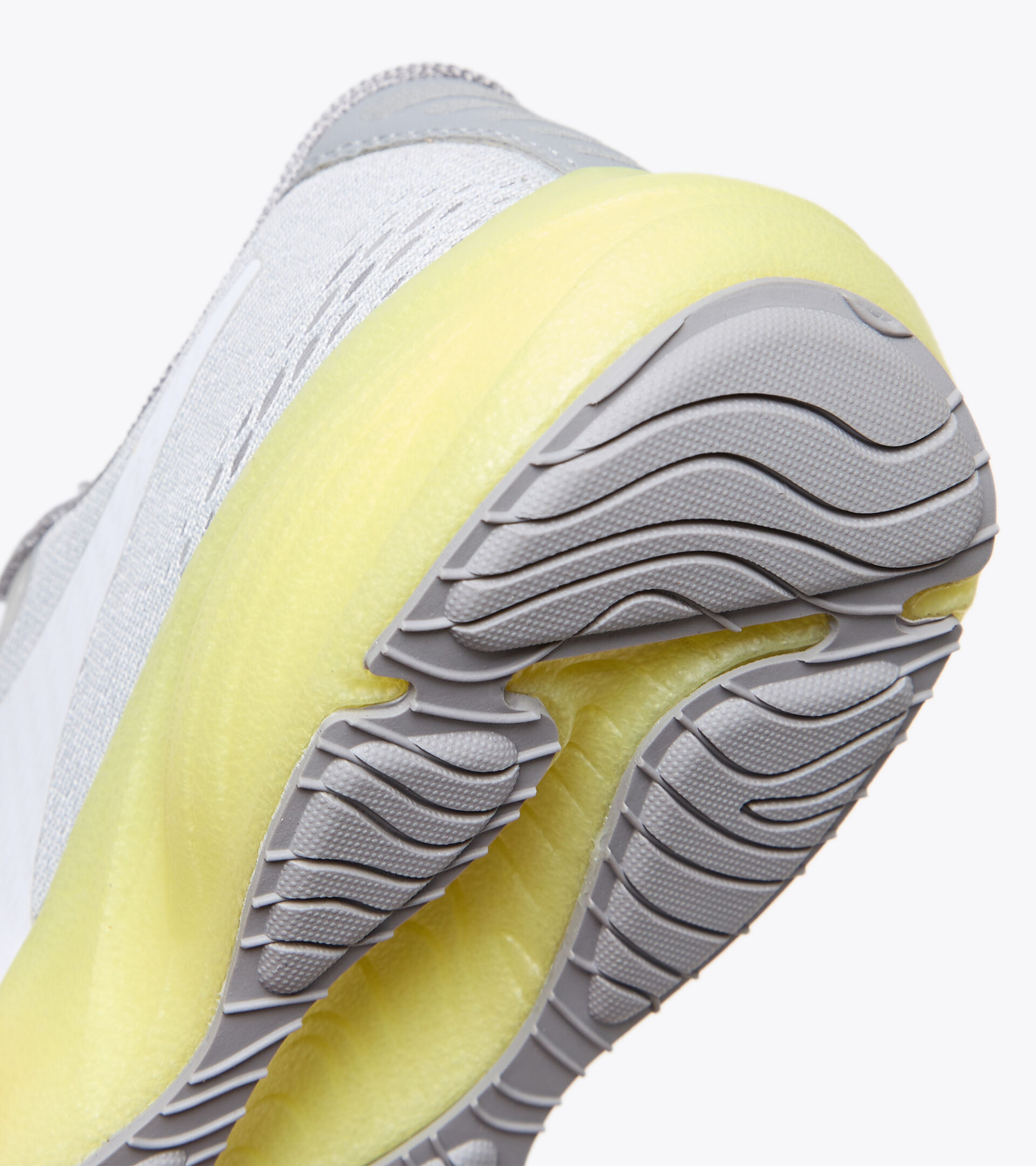 Zapatillas de running - Mujer FRECCIA W ARGENTO/BIANCO - Diadora