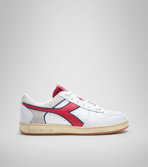 Chaussures de sport - Unisexe MAGIC BASKET LOW ICONA BLANC/ORANGE.COM - Diadora