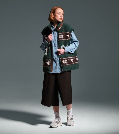 Gilet réversible en polaire - Exclusivité boutique en ligne et Store de Cortina - Femme
 REVERSIBLE POLAR FLEECE VEST FORET PROFOND - Diadora
