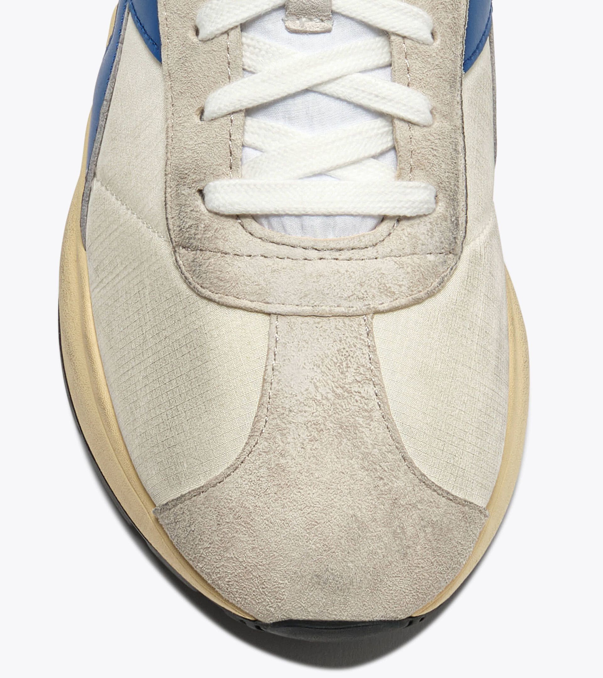 Heritage Leather Sneakers - Women&rsquo;s
 MERCURY ELITE SPRINT SW PRISTINE WHITE - Diadora